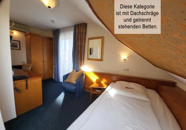 Bedroom, Bed in Hotel Ochsen Stuttgart