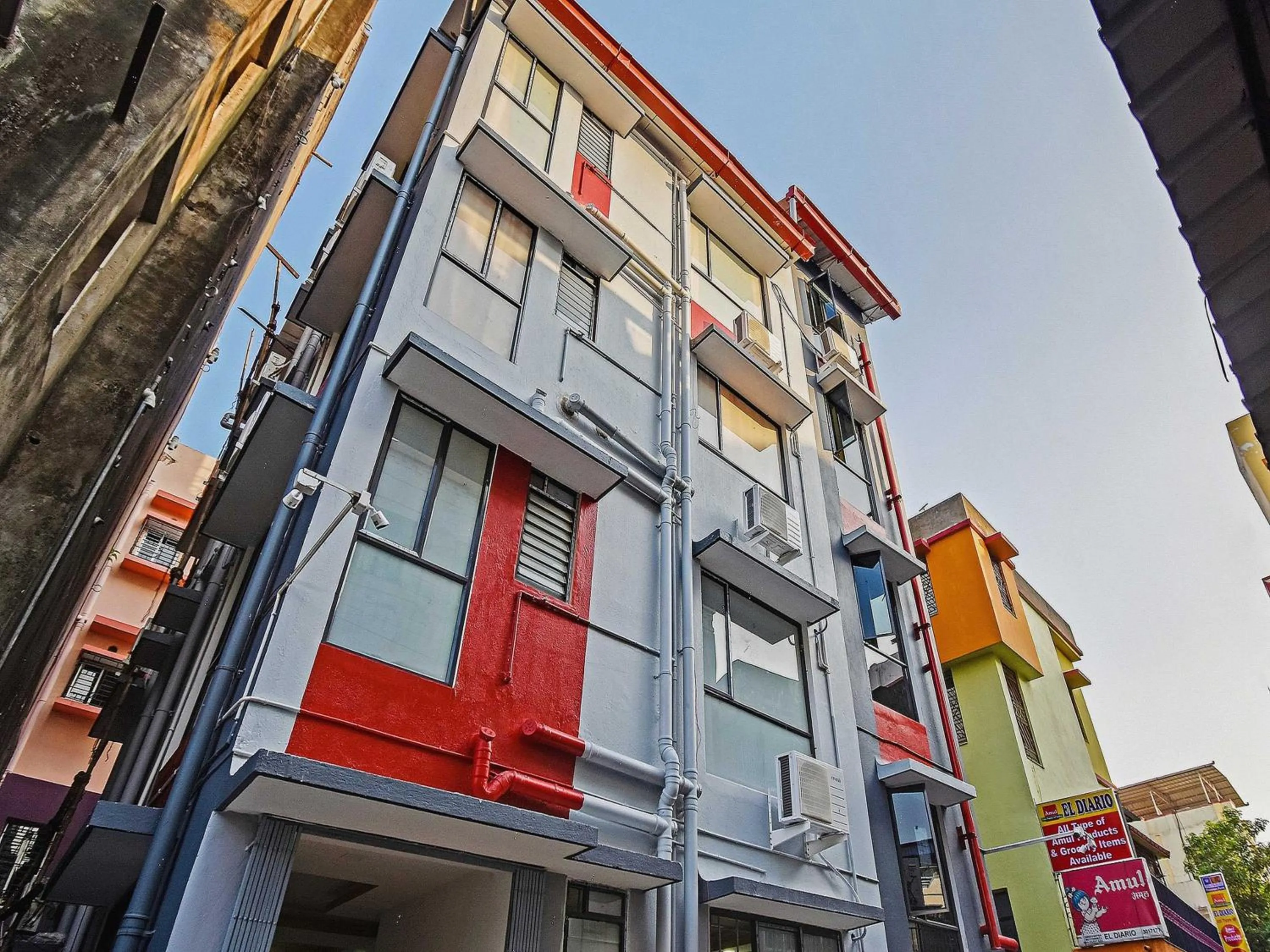 Facade/entrance in Hotel O Om Shanti Palace