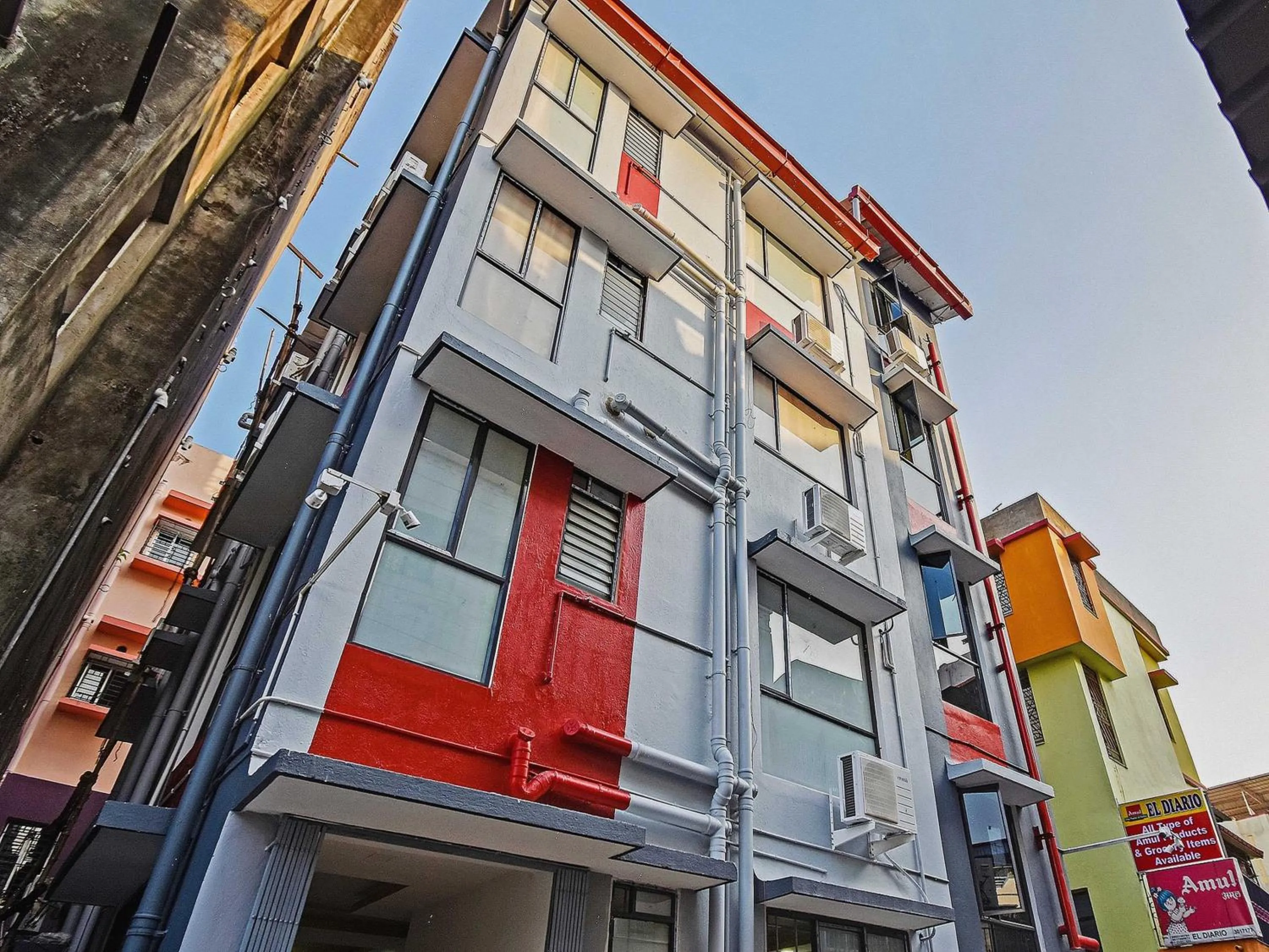 Facade/entrance in Hotel O Om Shanti Palace