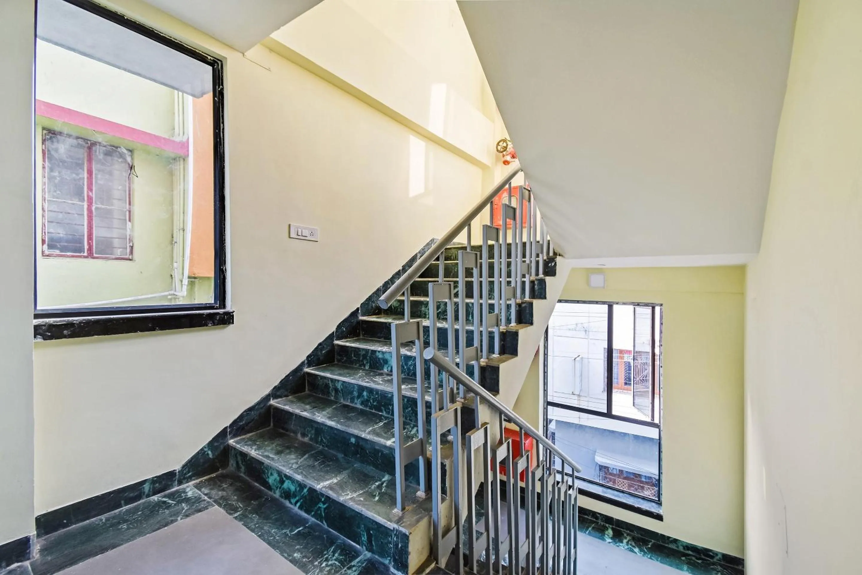 Lobby or reception in Hotel O Om Shanti Palace