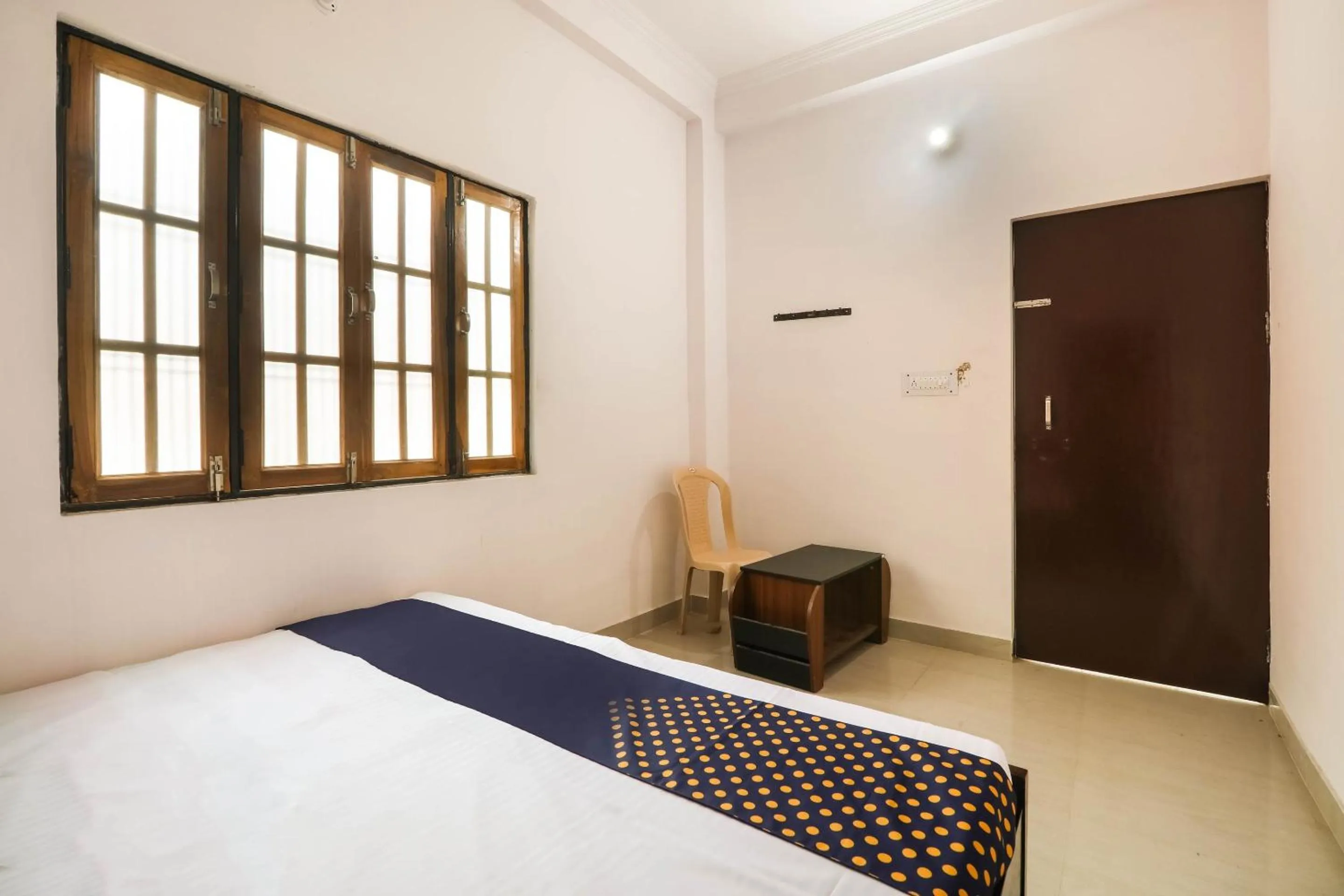 Bedroom, Bed in SPOT ON 76421 Kuldeep Inn