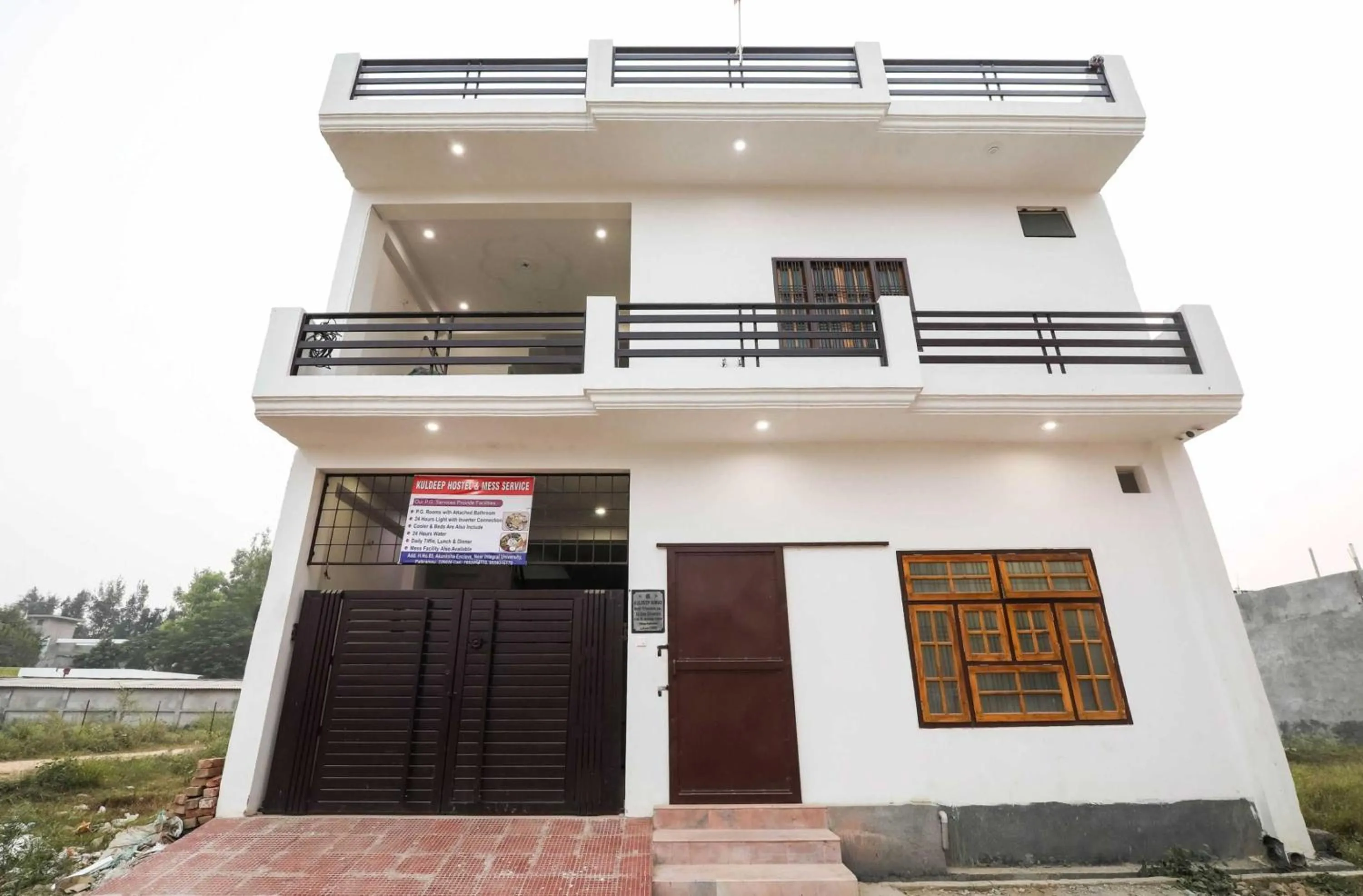 Facade/entrance in SPOT ON 76421 Kuldeep Inn