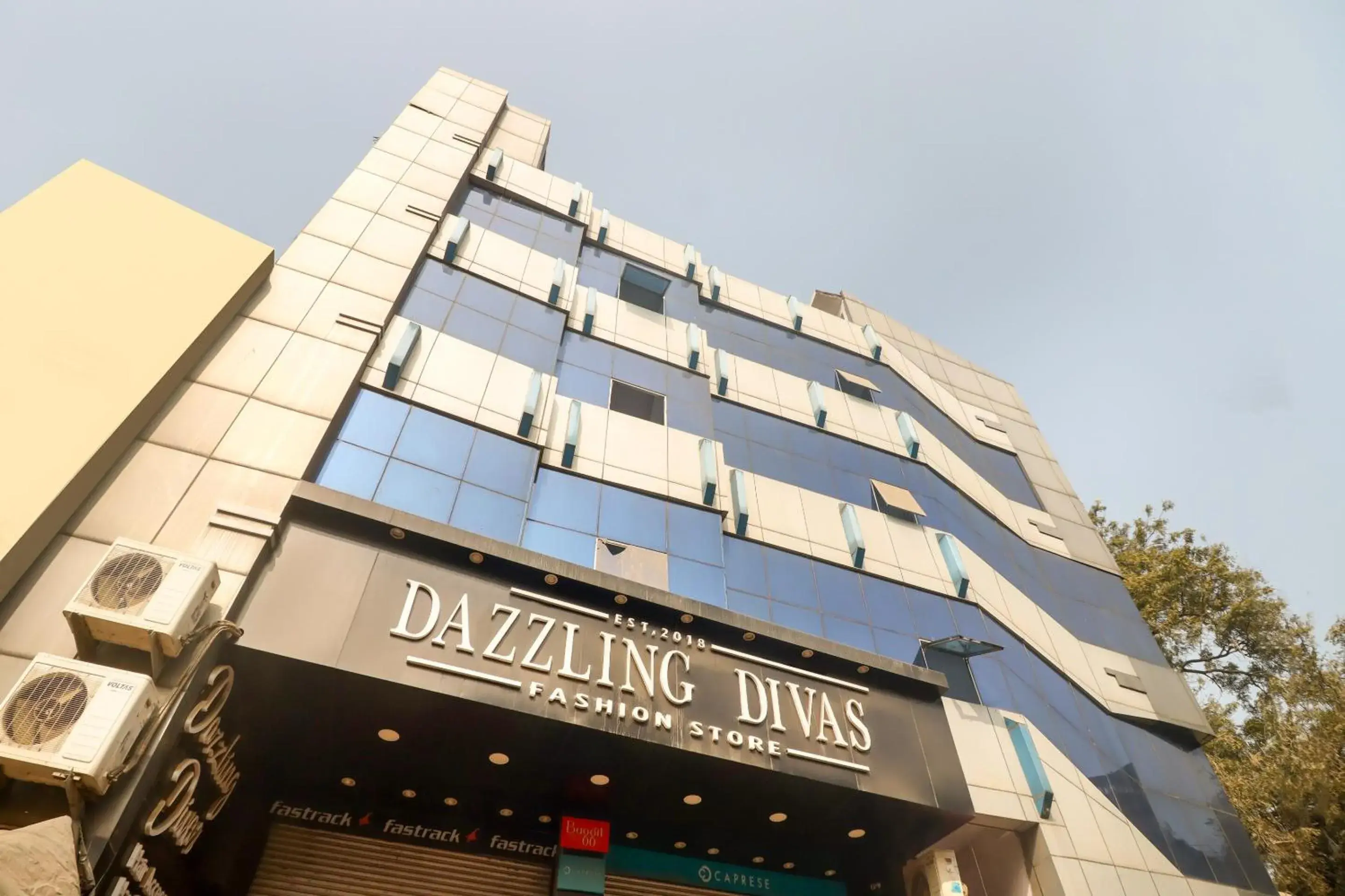 Facade/entrance in Super Hotel O Dolphin Facade/entrance in Super Hotel O Dolphin