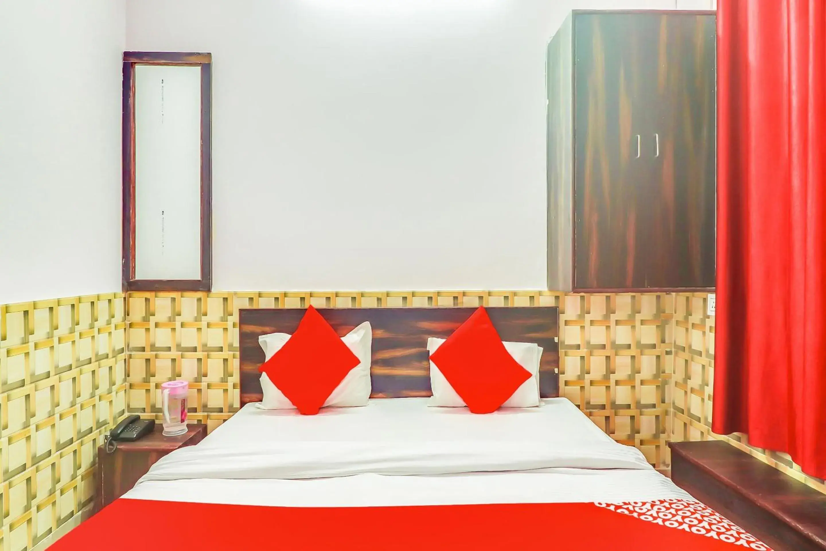 Bedroom, Bed in Super Hotel O Dolphin Bedroom, Bed in Super Hotel O Dolphin