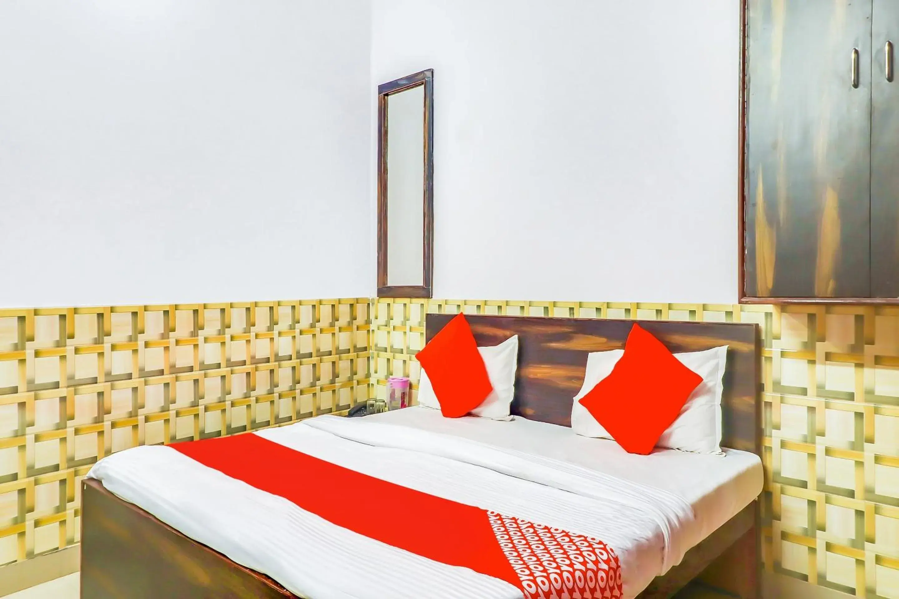 Bedroom, Bed in Super Hotel O Dolphin Bedroom, Bed in Super Hotel O Dolphin