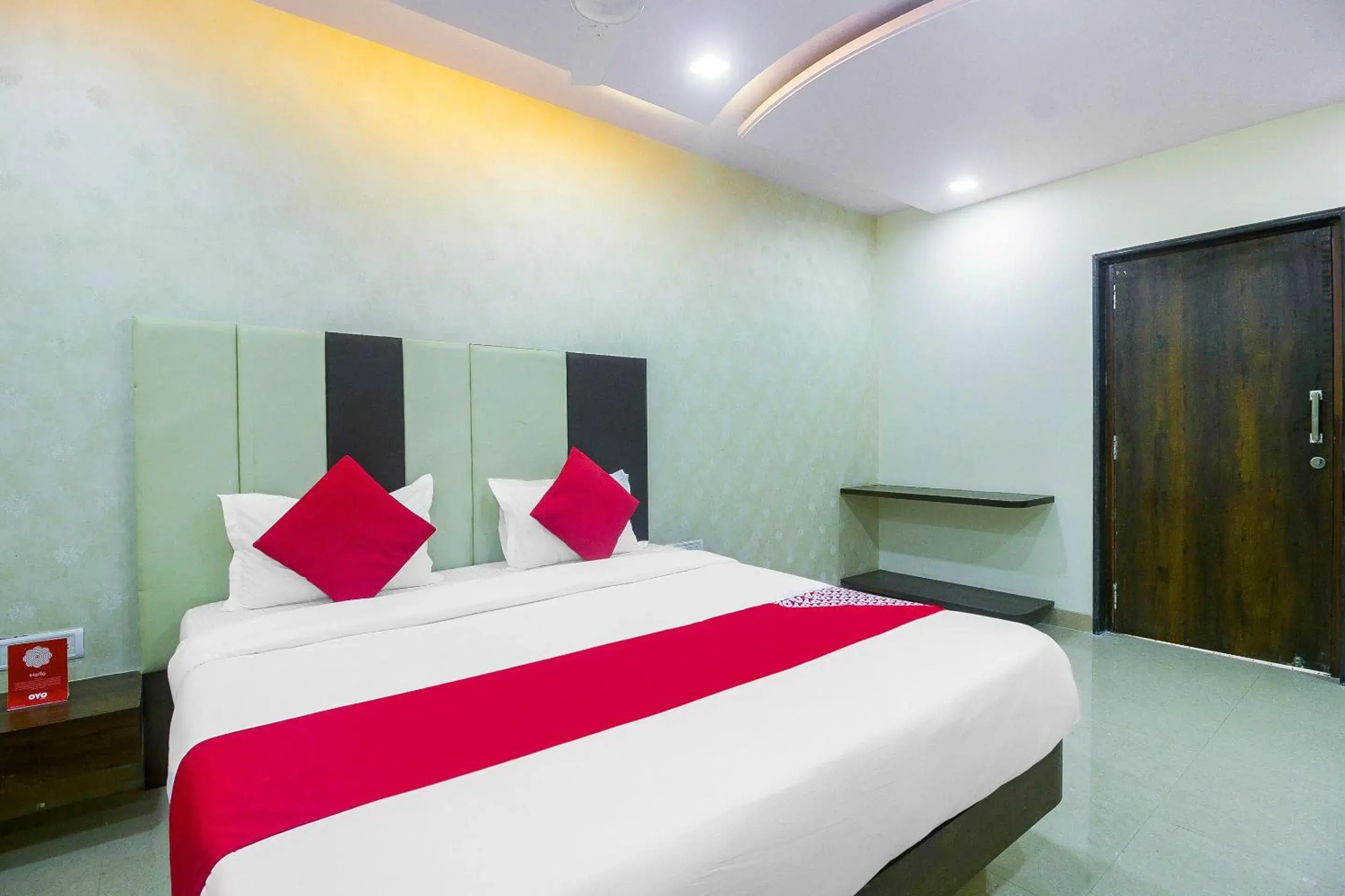 Bedroom, Bed in Hotel O Samrat Palace Bedroom, Bed in Hotel O Samrat Palace