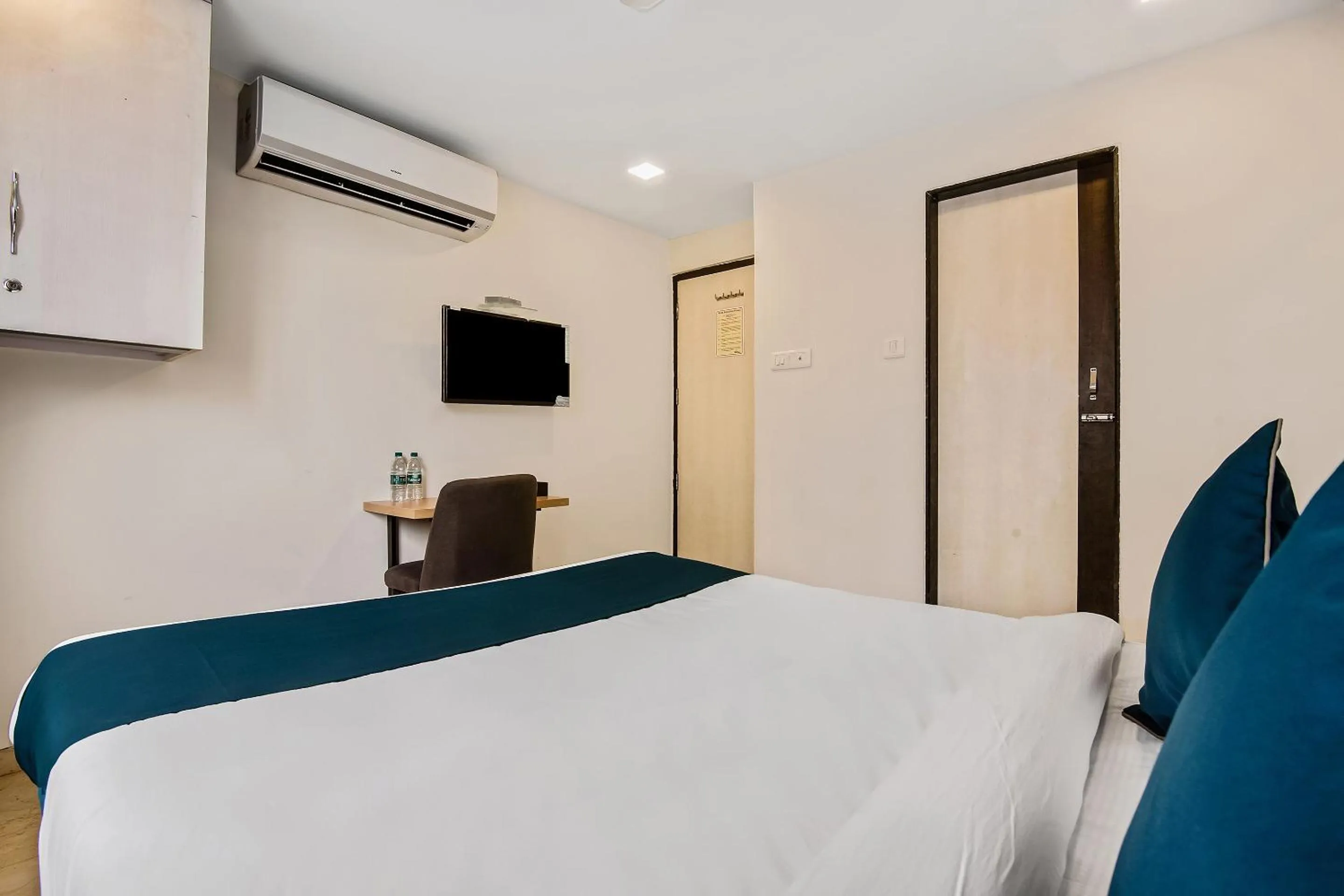 Bedroom in Hotel O Nirsukh Palace