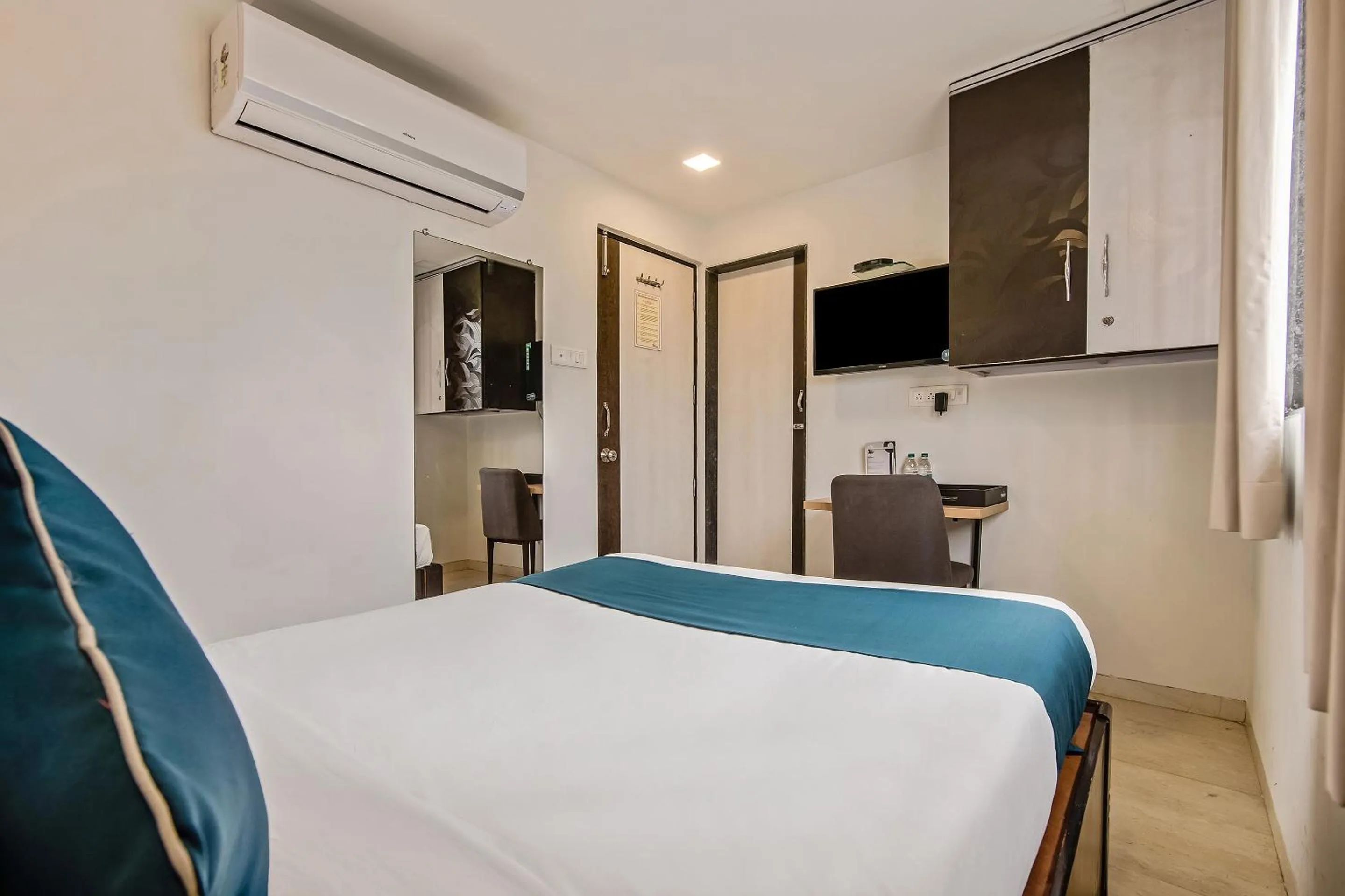 Bedroom in Hotel O Nirsukh Palace