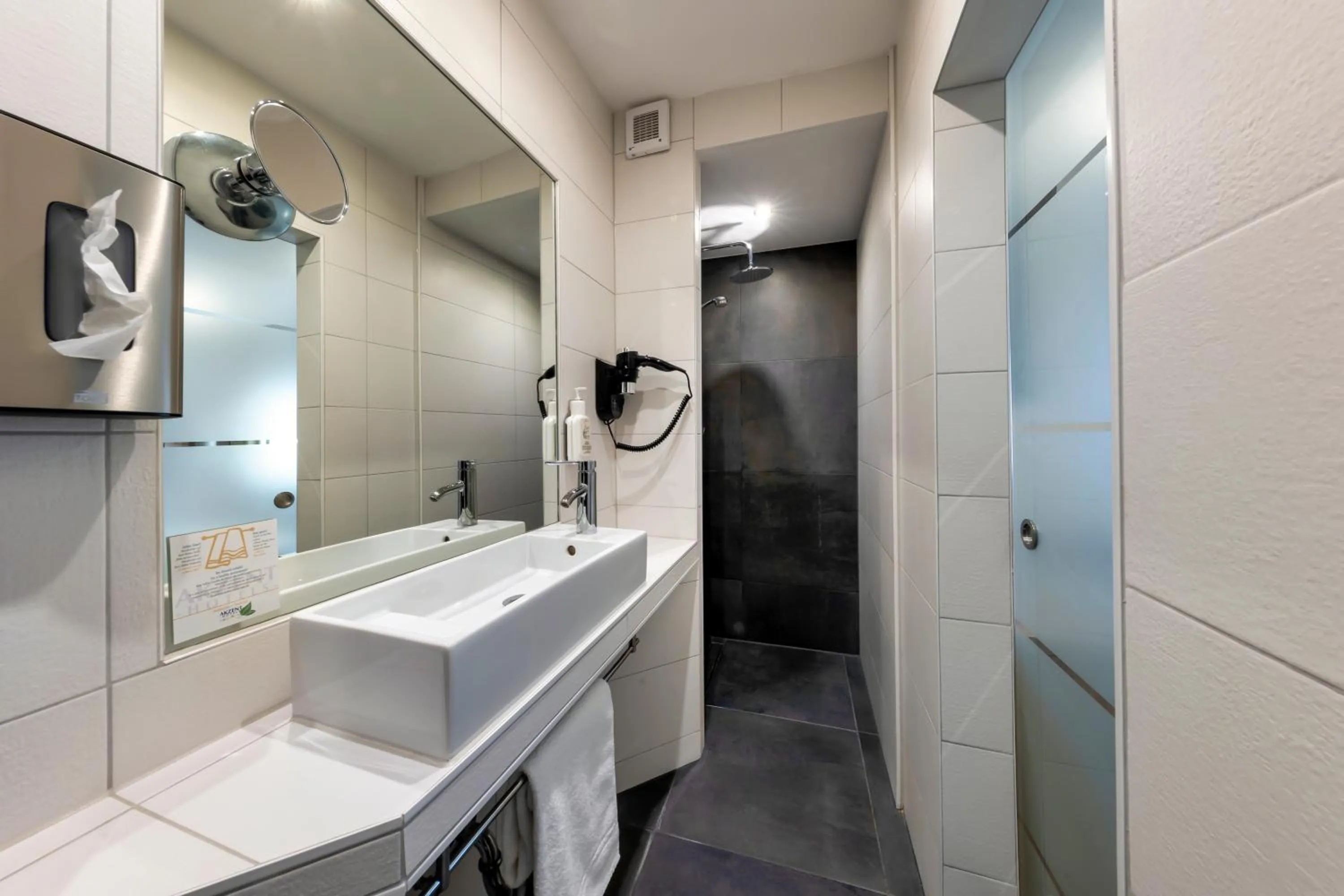 Bathroom in AKZENT Hotel Restaurant Roter Ochse Rhens bei Koblenz