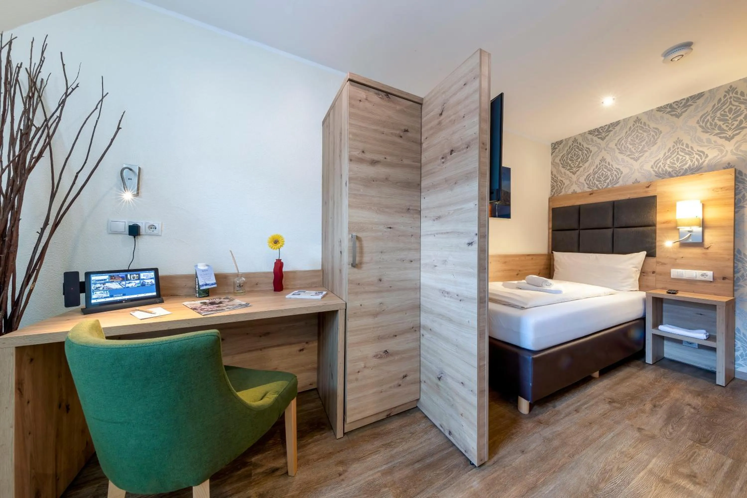 Bed in AKZENT Hotel Restaurant Roter Ochse Rhens bei Koblenz