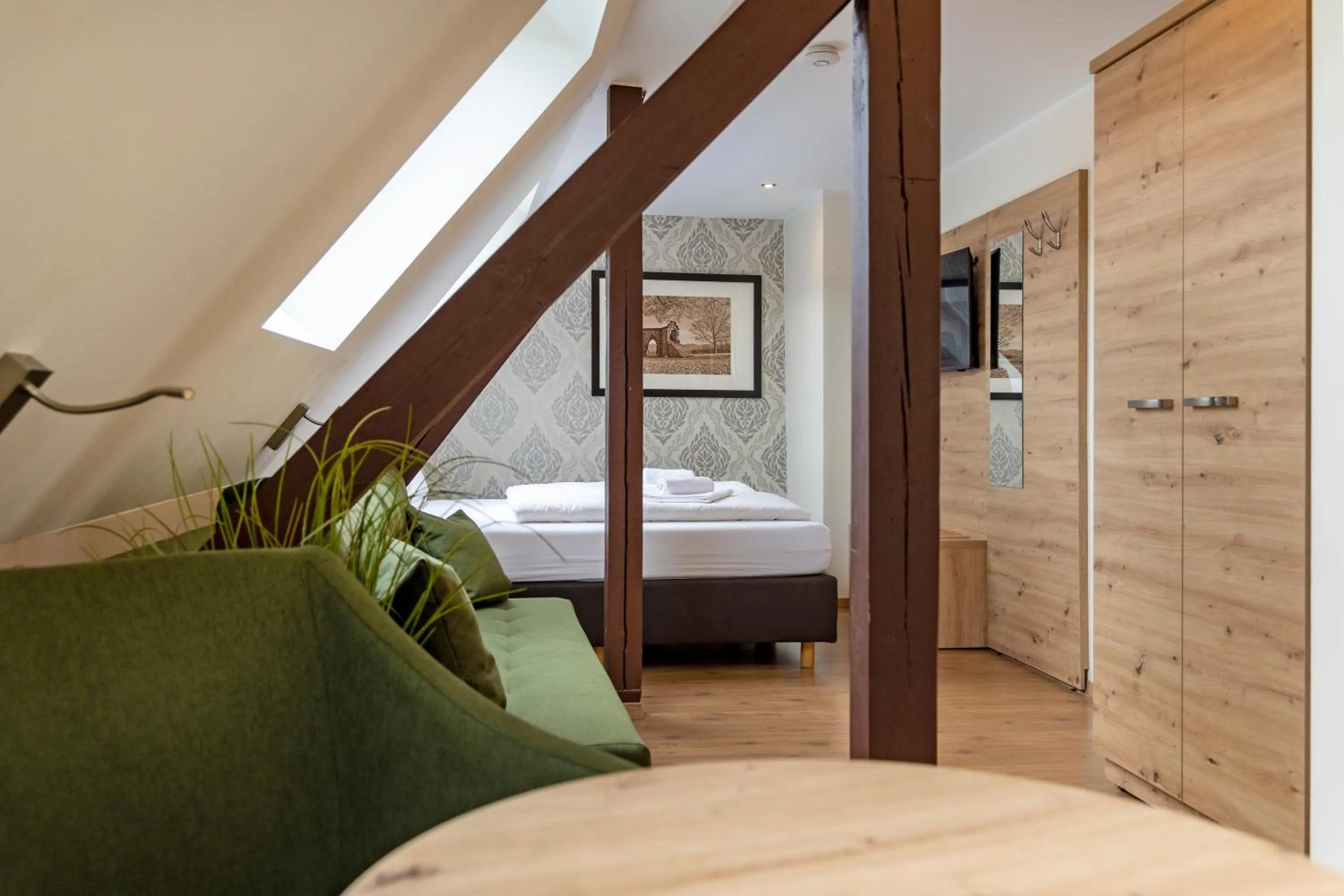 Bed in AKZENT Hotel Restaurant Roter Ochse Rhens bei Koblenz