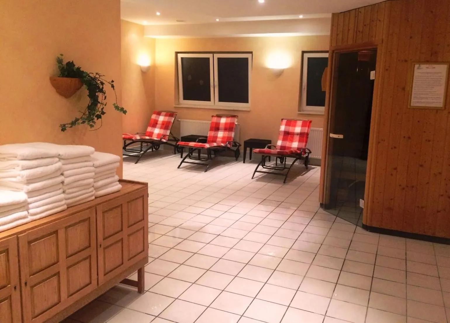 Sauna in New Living Home Residenzhotel Hamburg