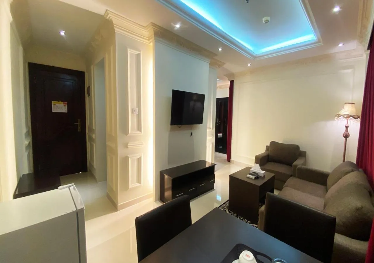 Living room in Majestic Hotel