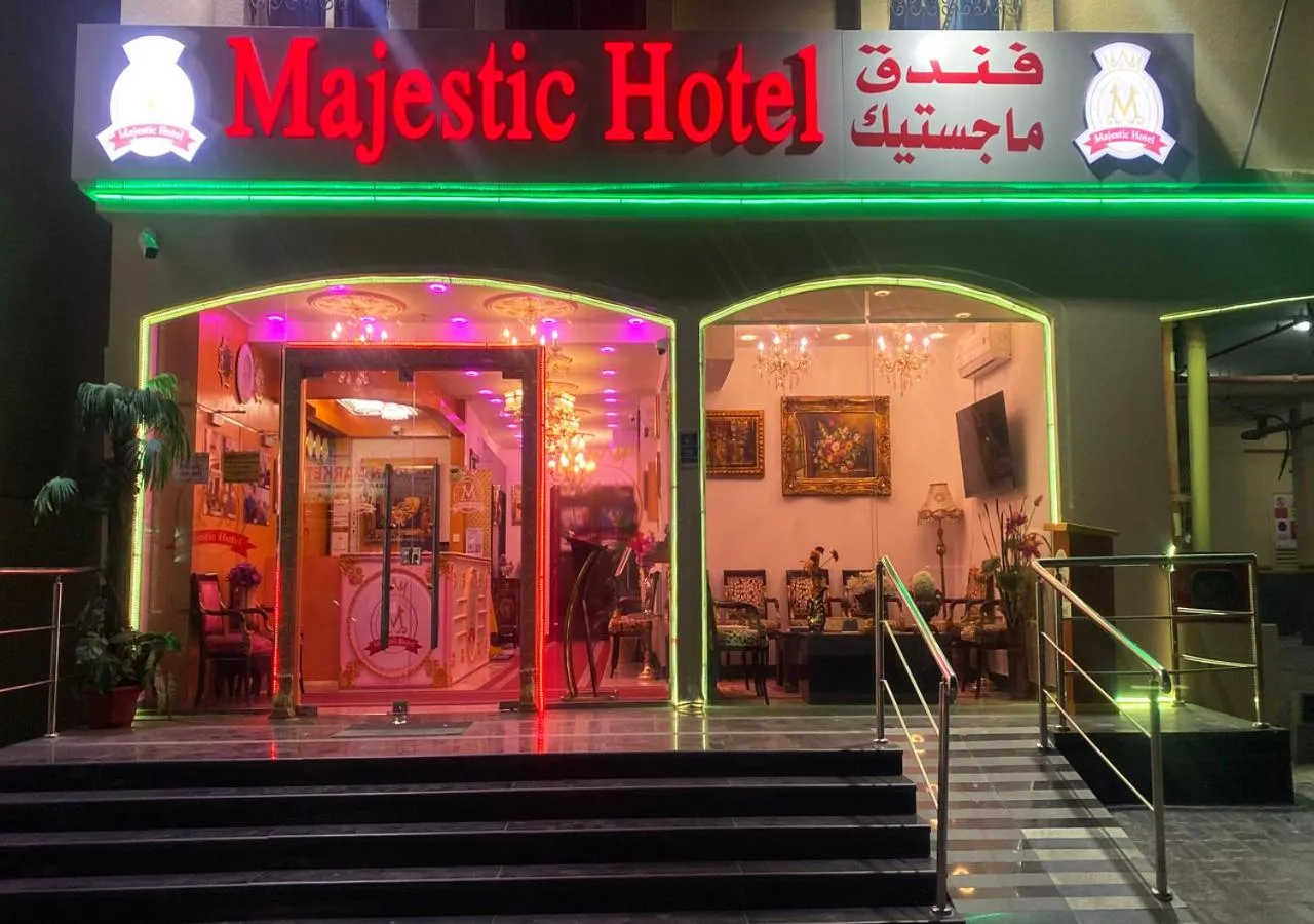 Facade/entrance in Majestic Hotel