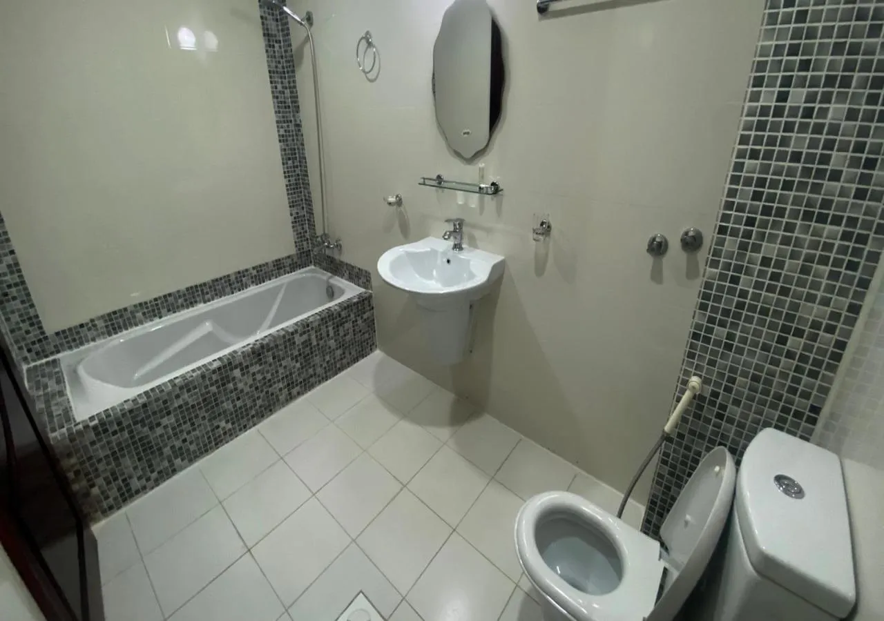 Bathroom in Majestic Hotel