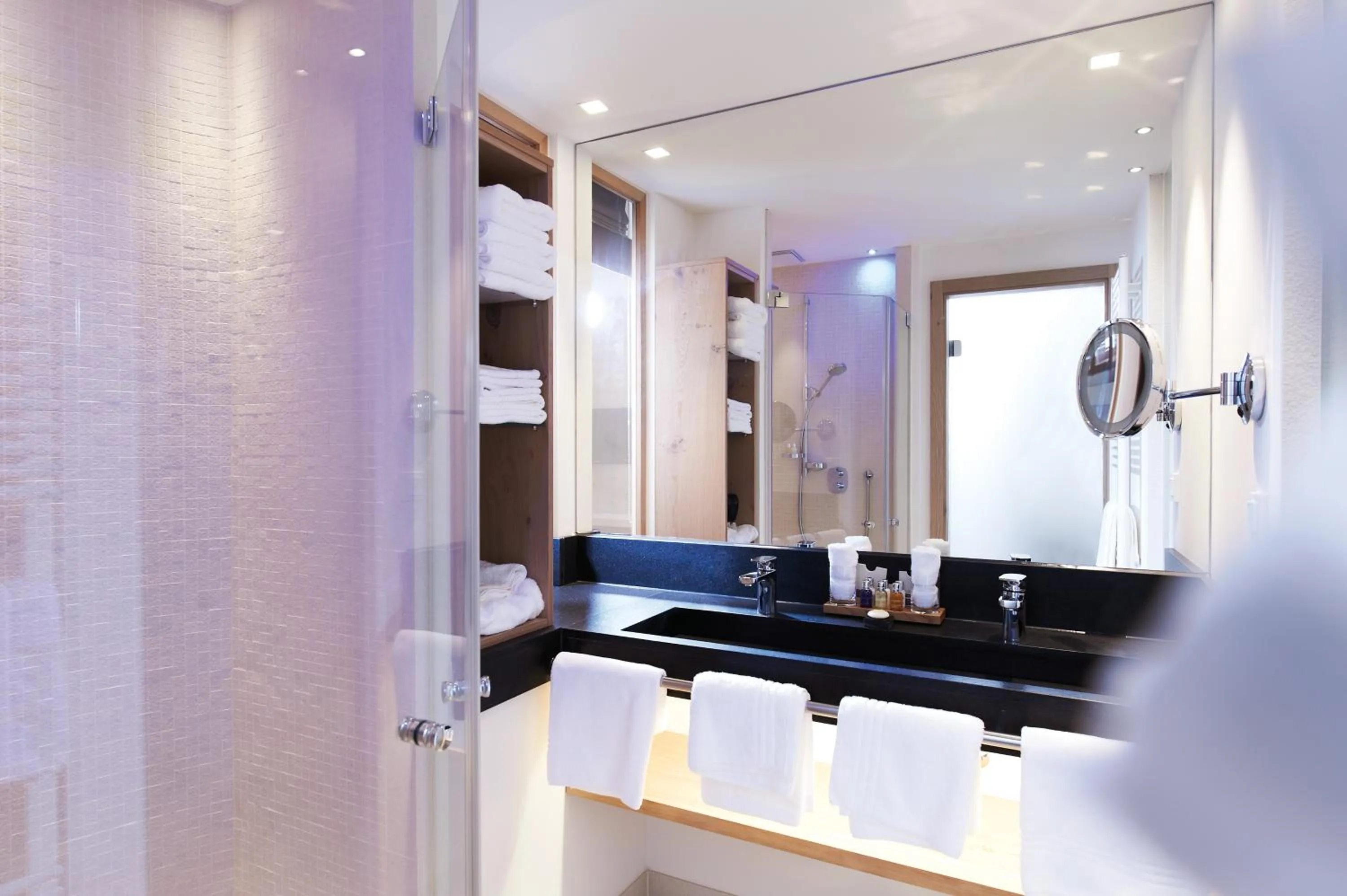 Bathroom in Hotel Exquisit