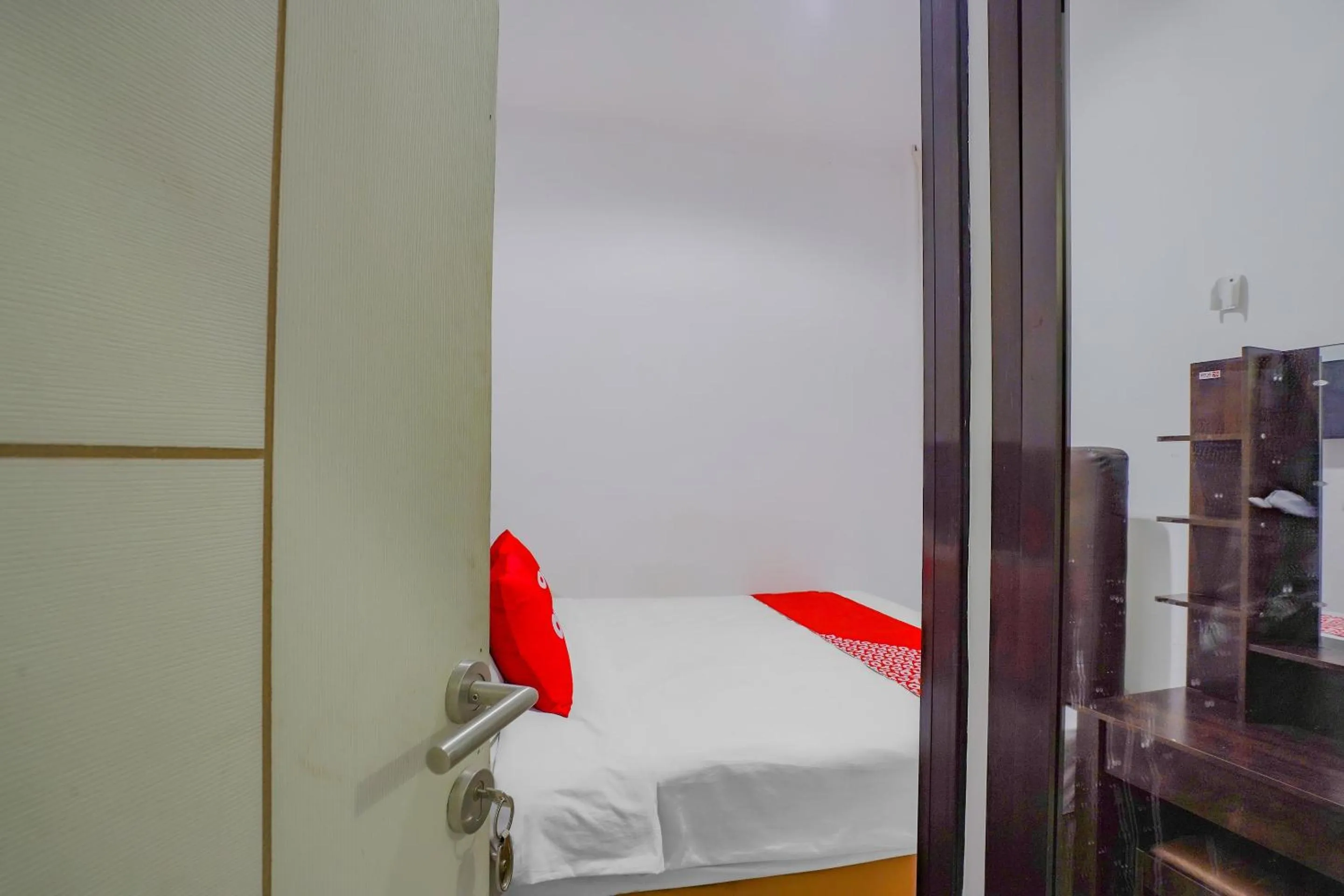 Bedroom in Hotel O A1 Pakis Argosari