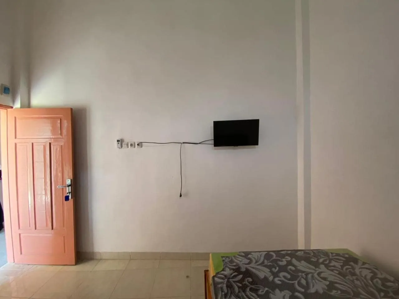 Bedroom, Bed in Hotel O Almeerah Homestay Syariah Near RS Hermina