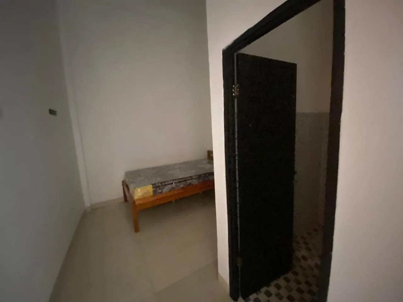 Bedroom in Hotel O Almeerah Homestay Syariah Near RS Hermina