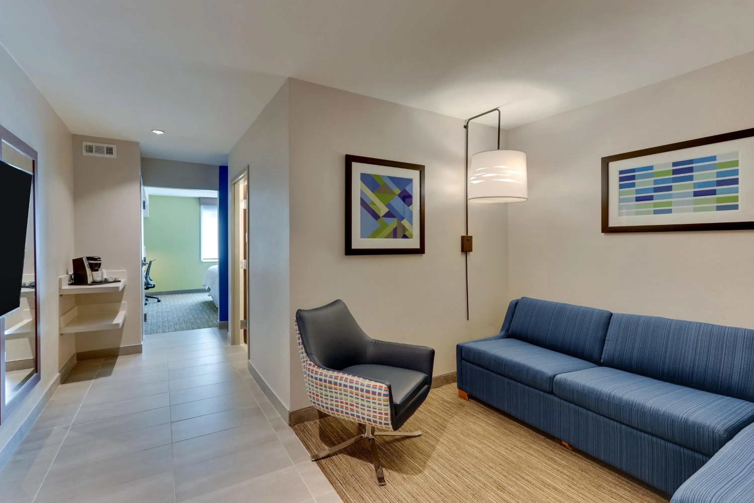 Photo of the whole room in Holiday Inn Express & Suites - Dawsonville by IHG