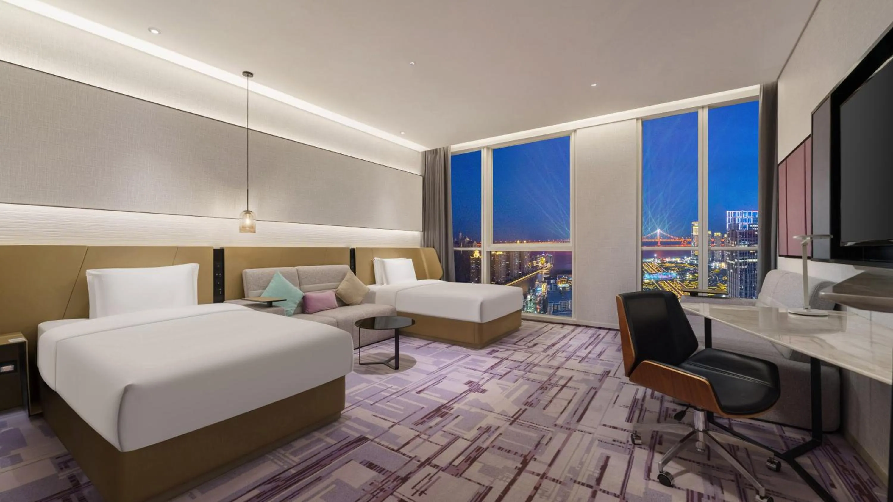 Photo of the whole room, Bed in Crowne Plaza Dalian Xinghai by IHG