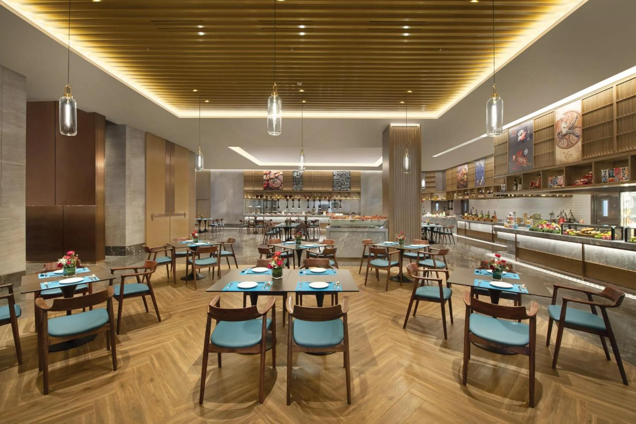 Restaurant/places to eat in Crowne Plaza Dalian Xinghai by IHG