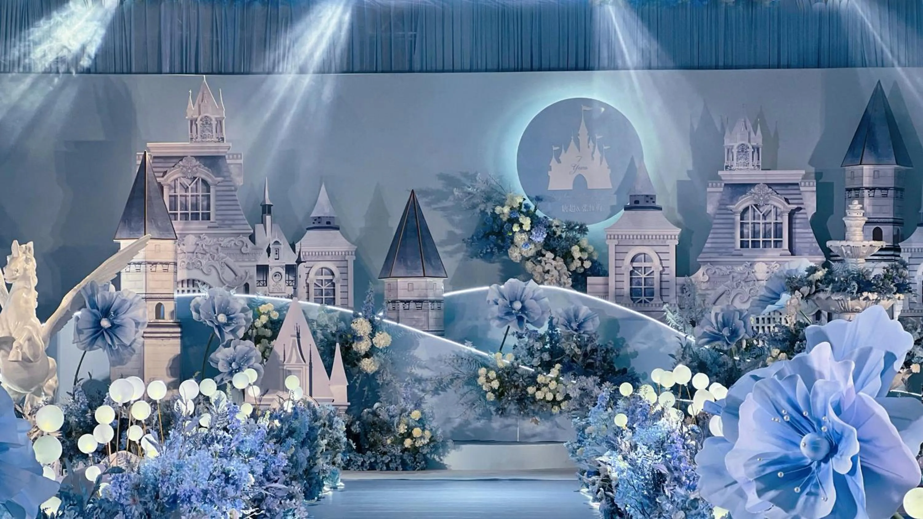 Banquet/Function facilities in Crowne Plaza Dalian Xinghai by IHG