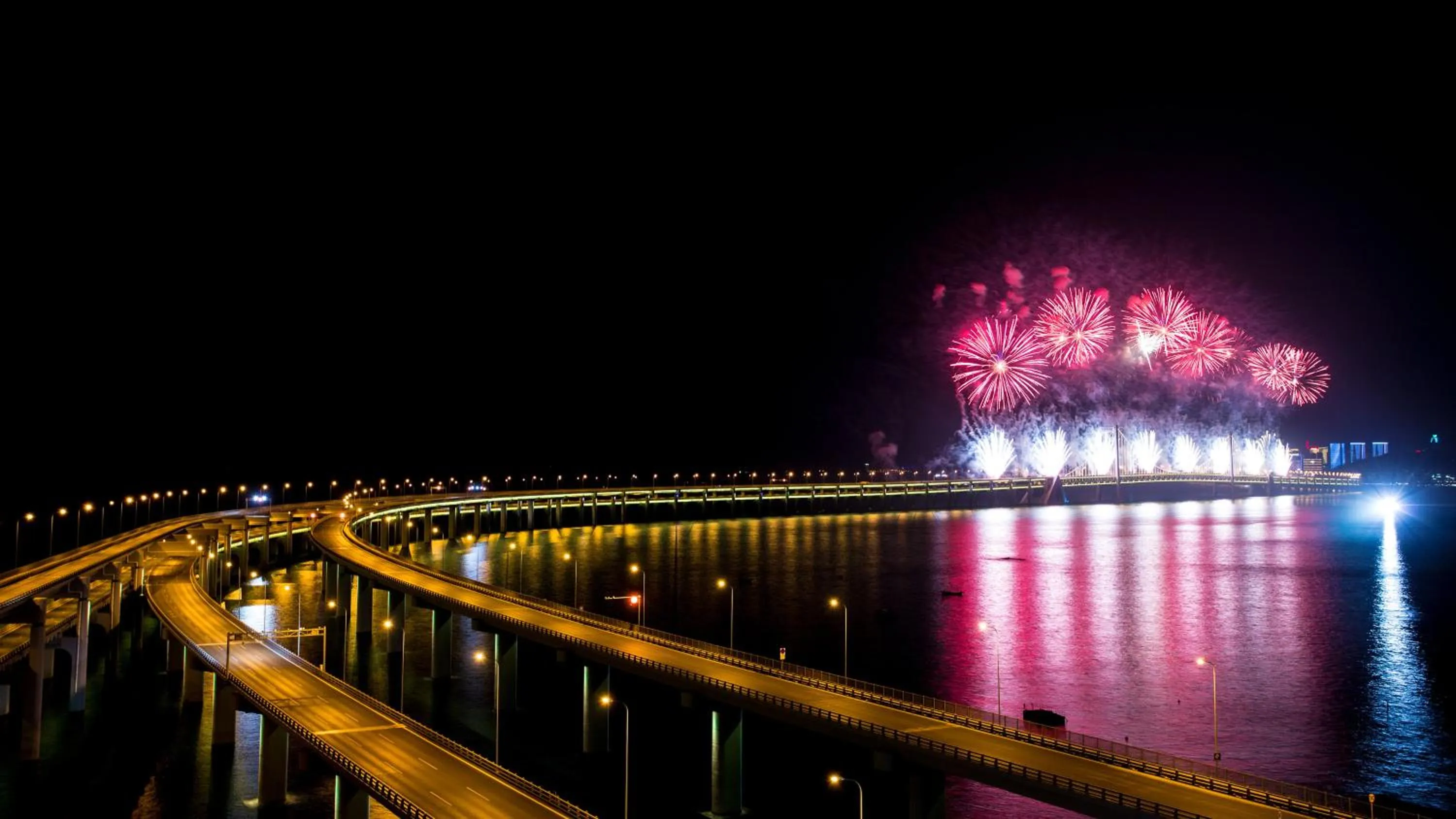 Nearby landmark in Crowne Plaza Dalian Xinghai by IHG