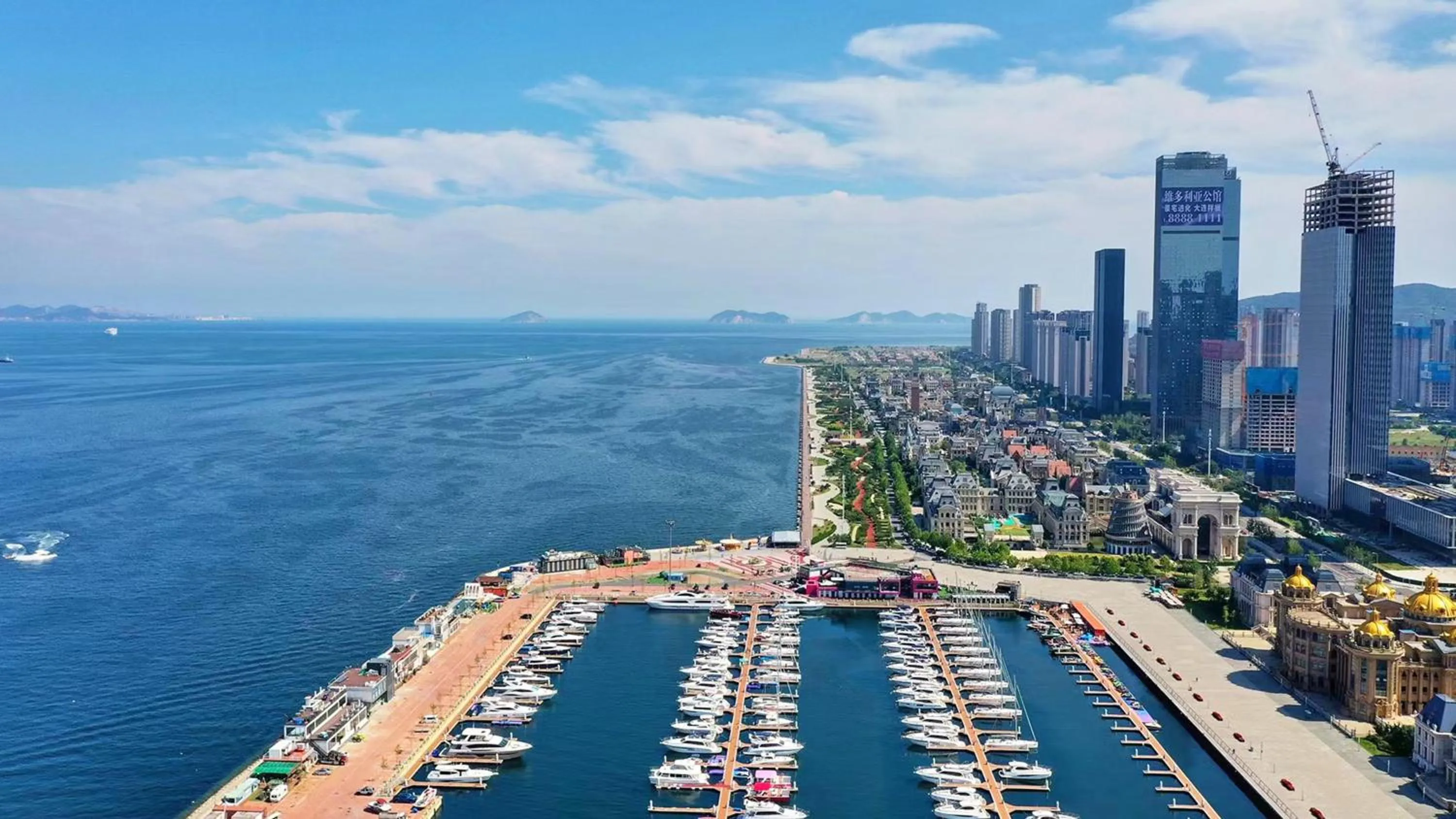 Nearby landmark in Crowne Plaza Dalian Xinghai by IHG