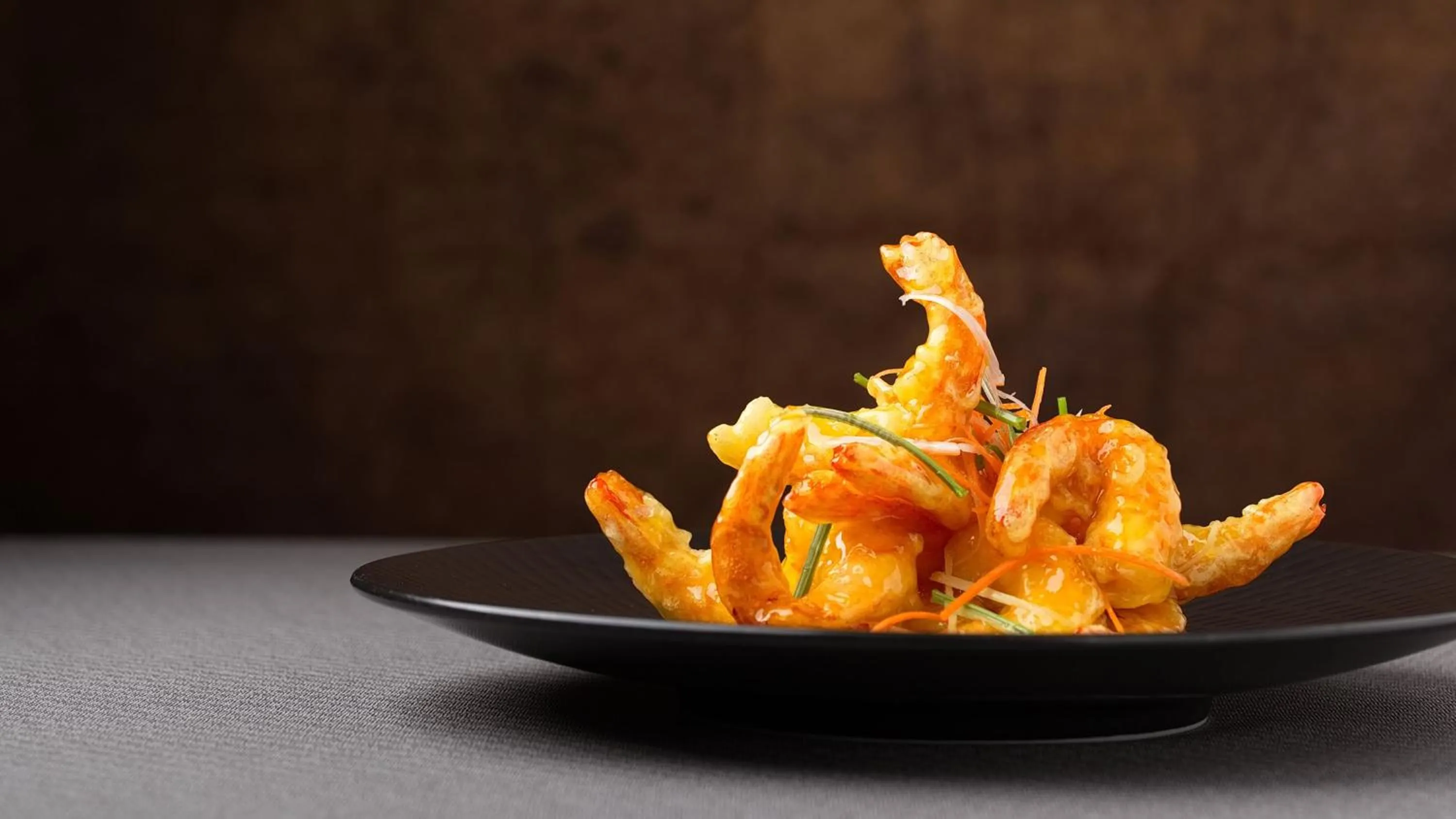 Restaurant/places to eat in Crowne Plaza Dalian Xinghai by IHG