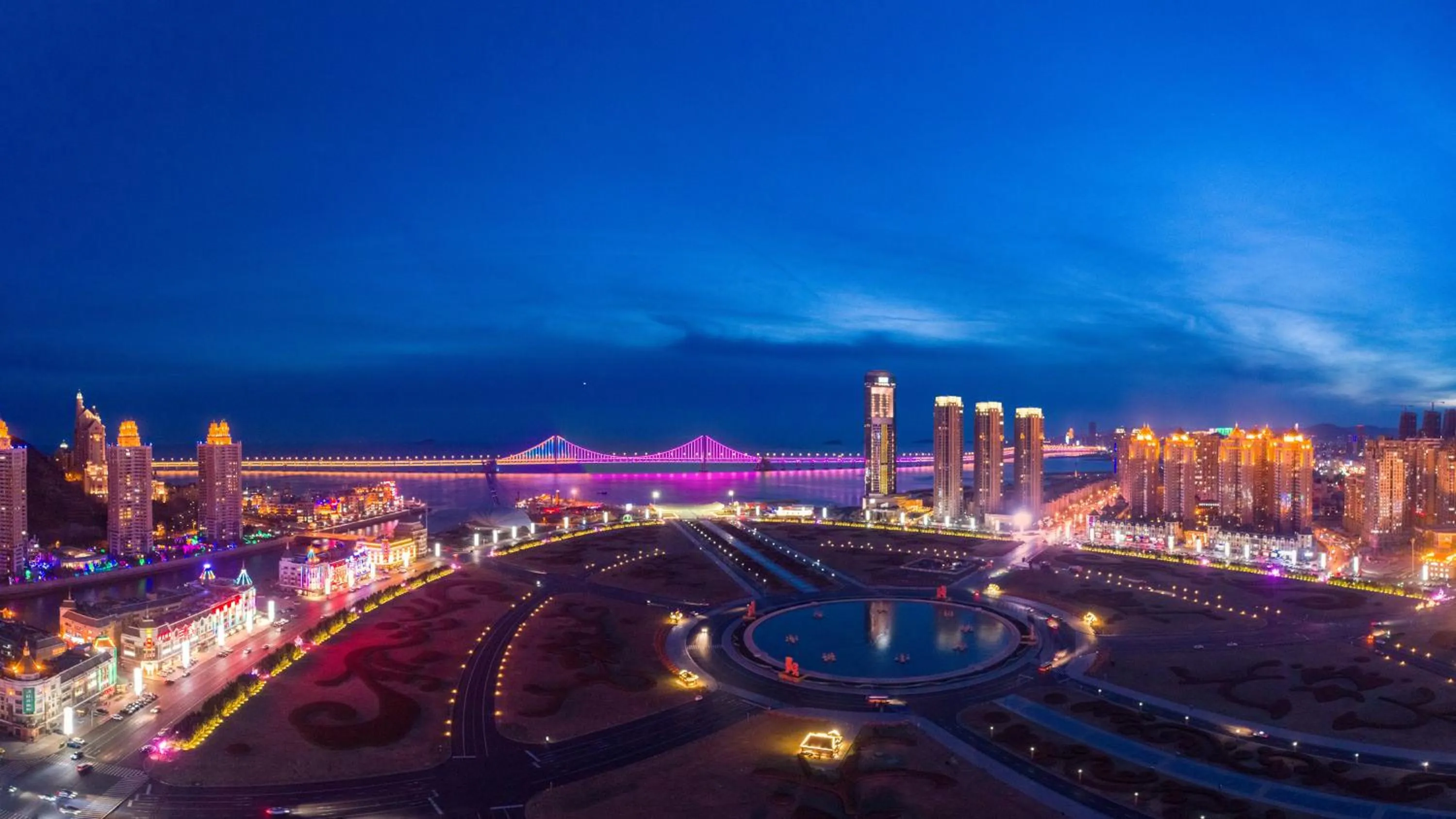 Nearby landmark in Crowne Plaza Dalian Xinghai by IHG
