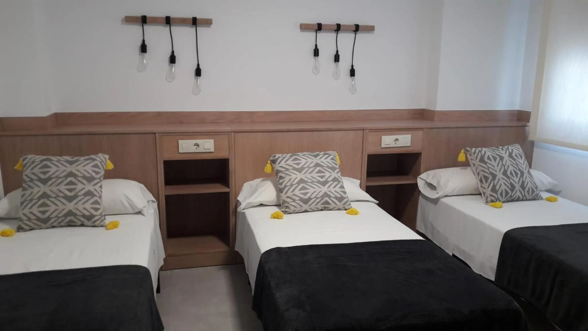 Hostal Cervantes Playa