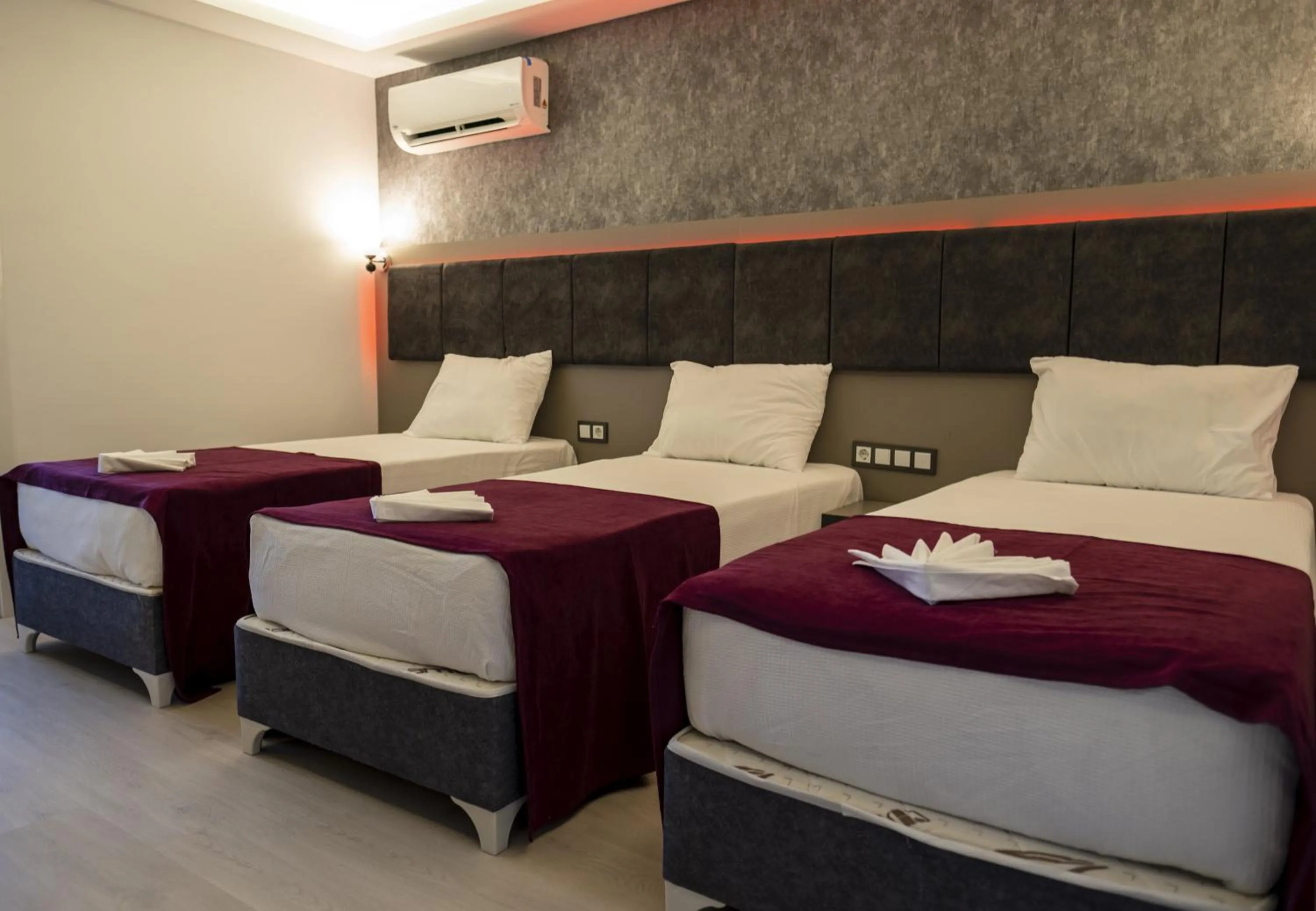 Massage, Bed in TAMARA Business Otel