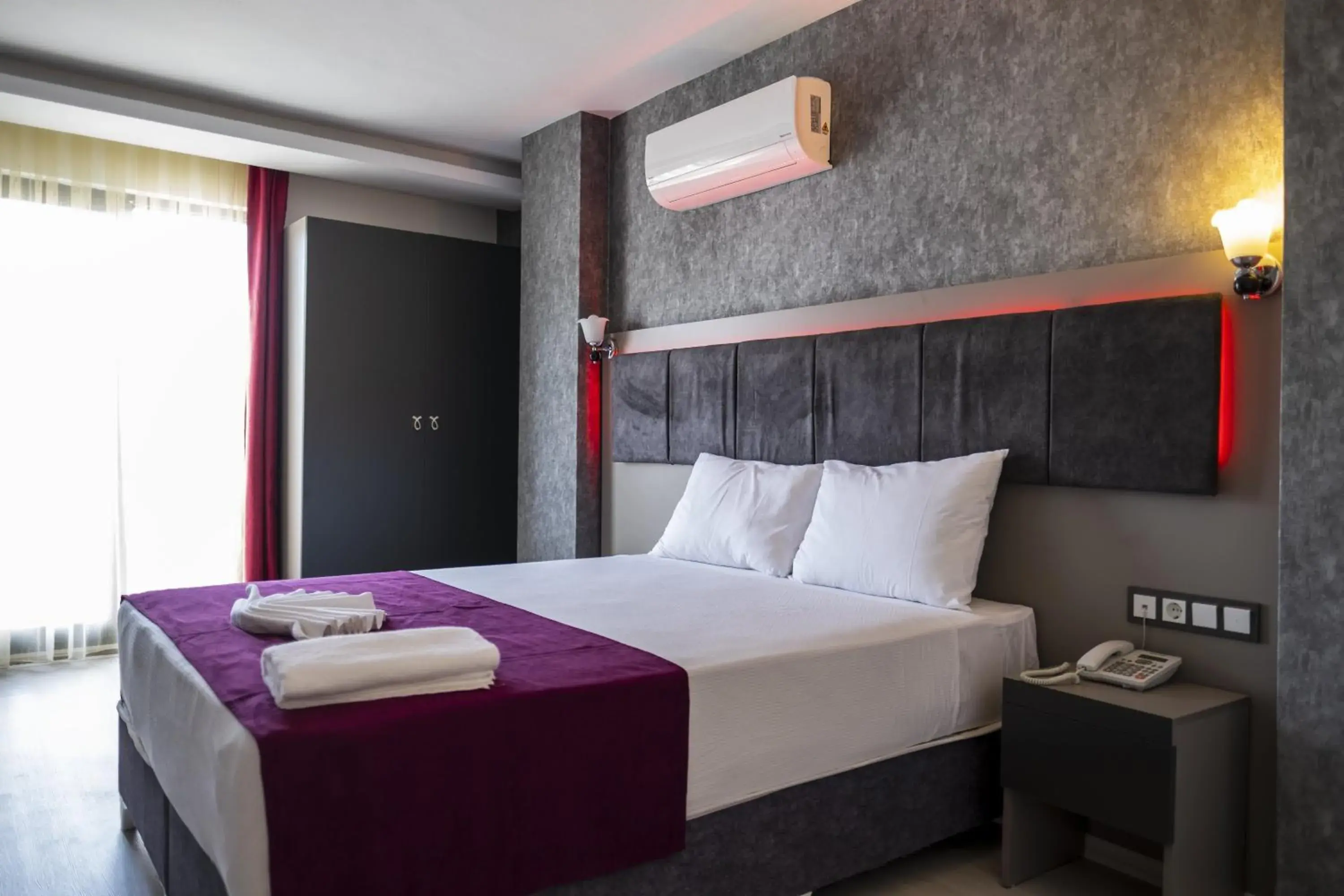 Bed in TAMARA Business Otel Bed in TAMARA Business Otel