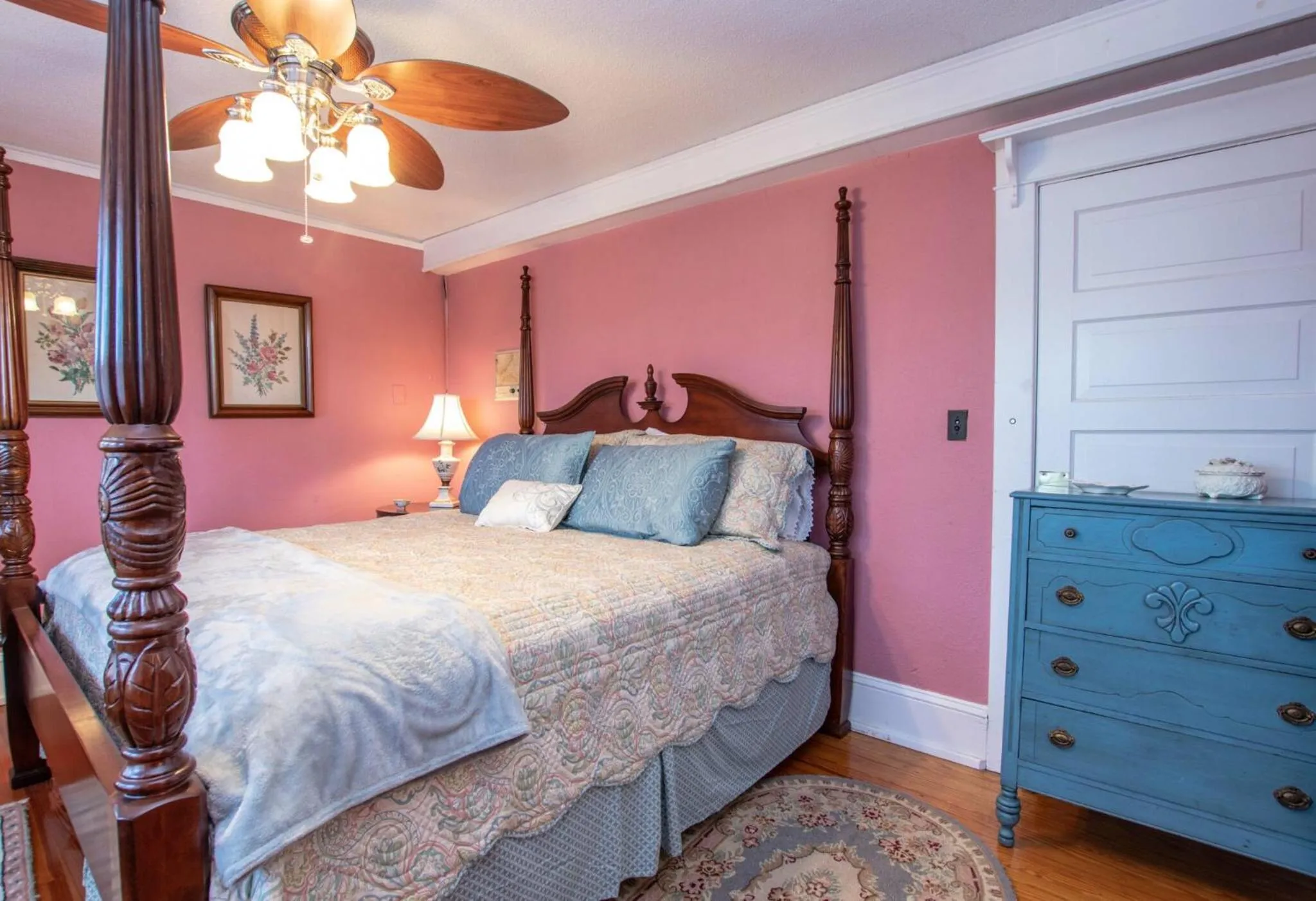 Bed in 1913 Badin Inn