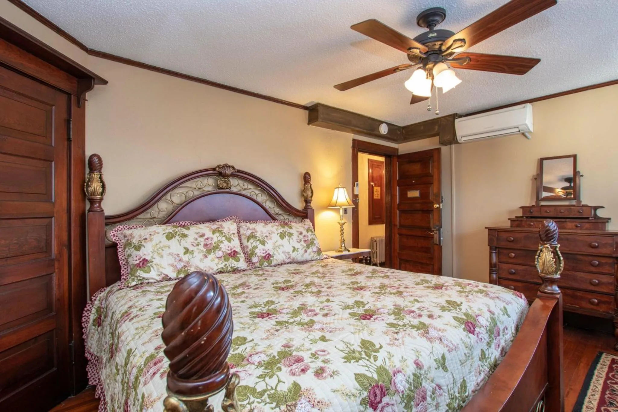 Bed in 1913 Badin Inn