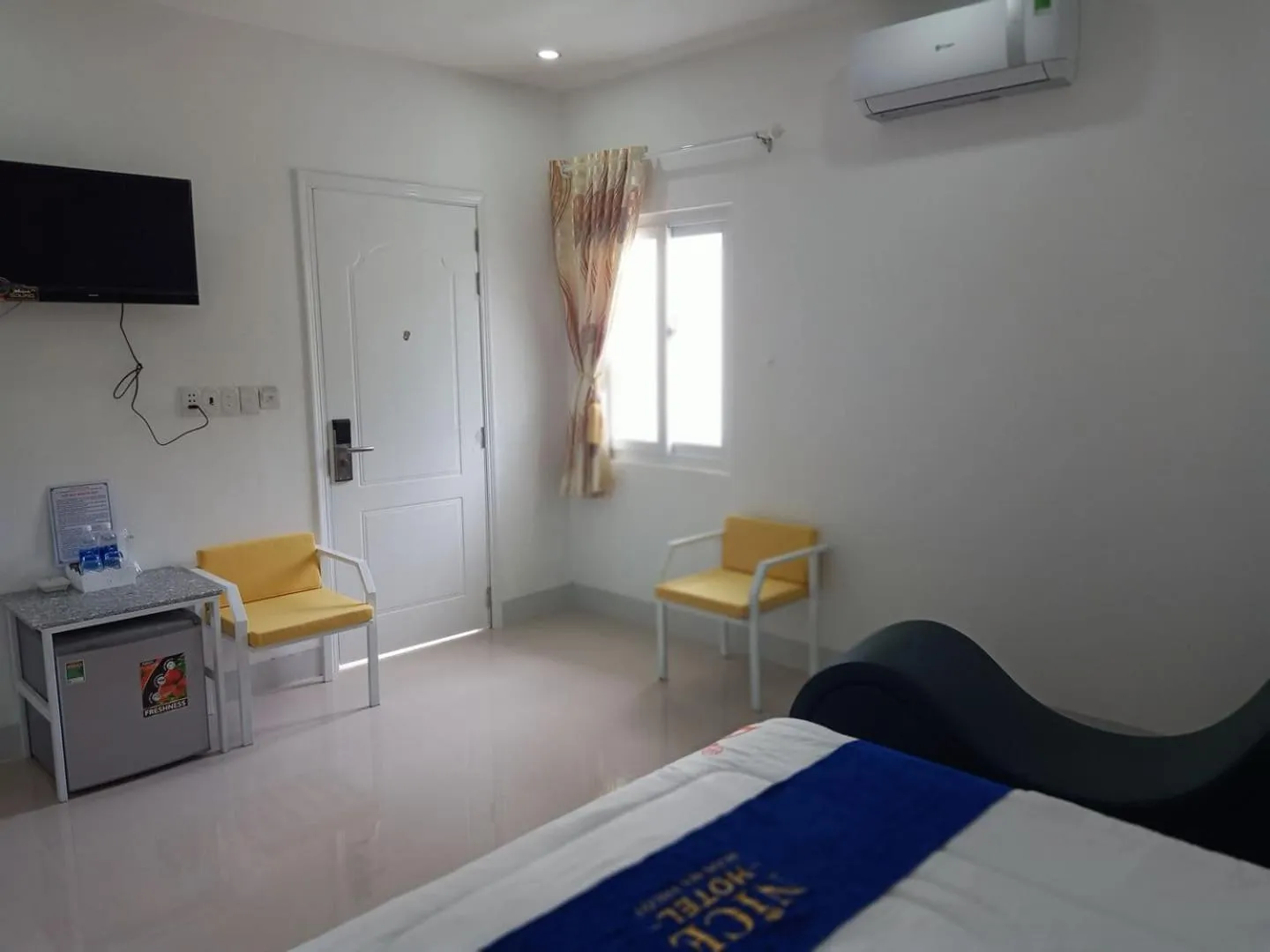 Bedroom, Bed in Nice Hotel Buôn Ma Thuột