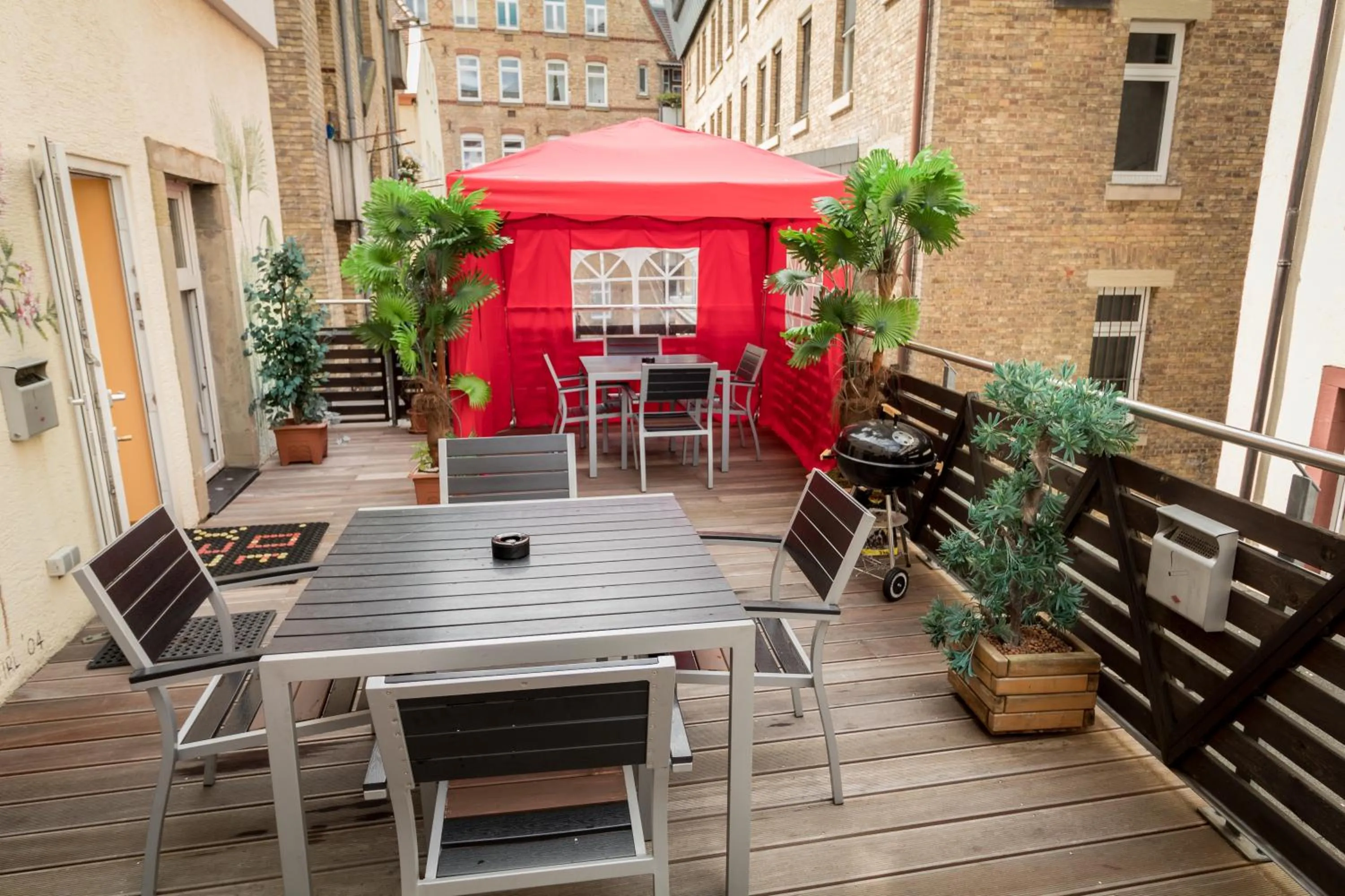 Patio in Hostel Alex 30