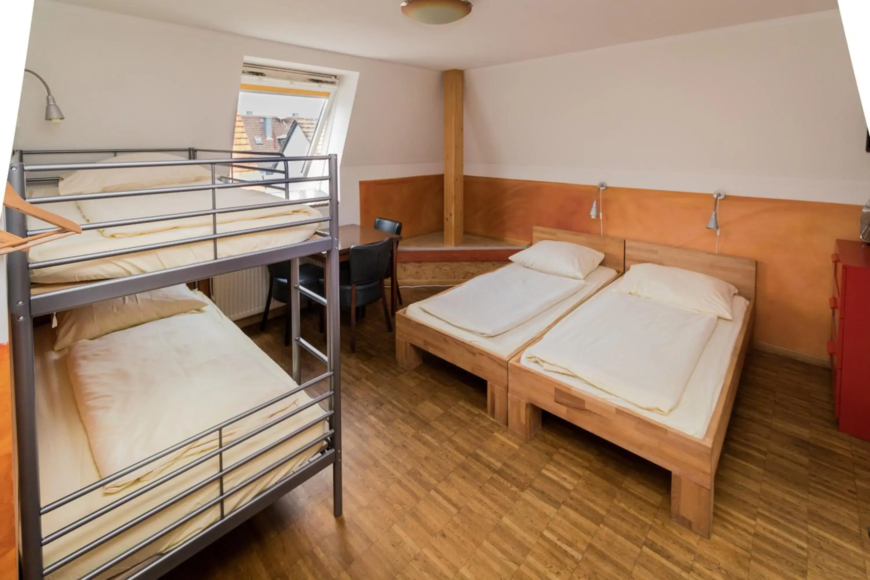 Quadruple Room with Shared Bathroom in Hostel Alex 30 Quadruple Room with Shared Bathroom in Hostel Alex 30