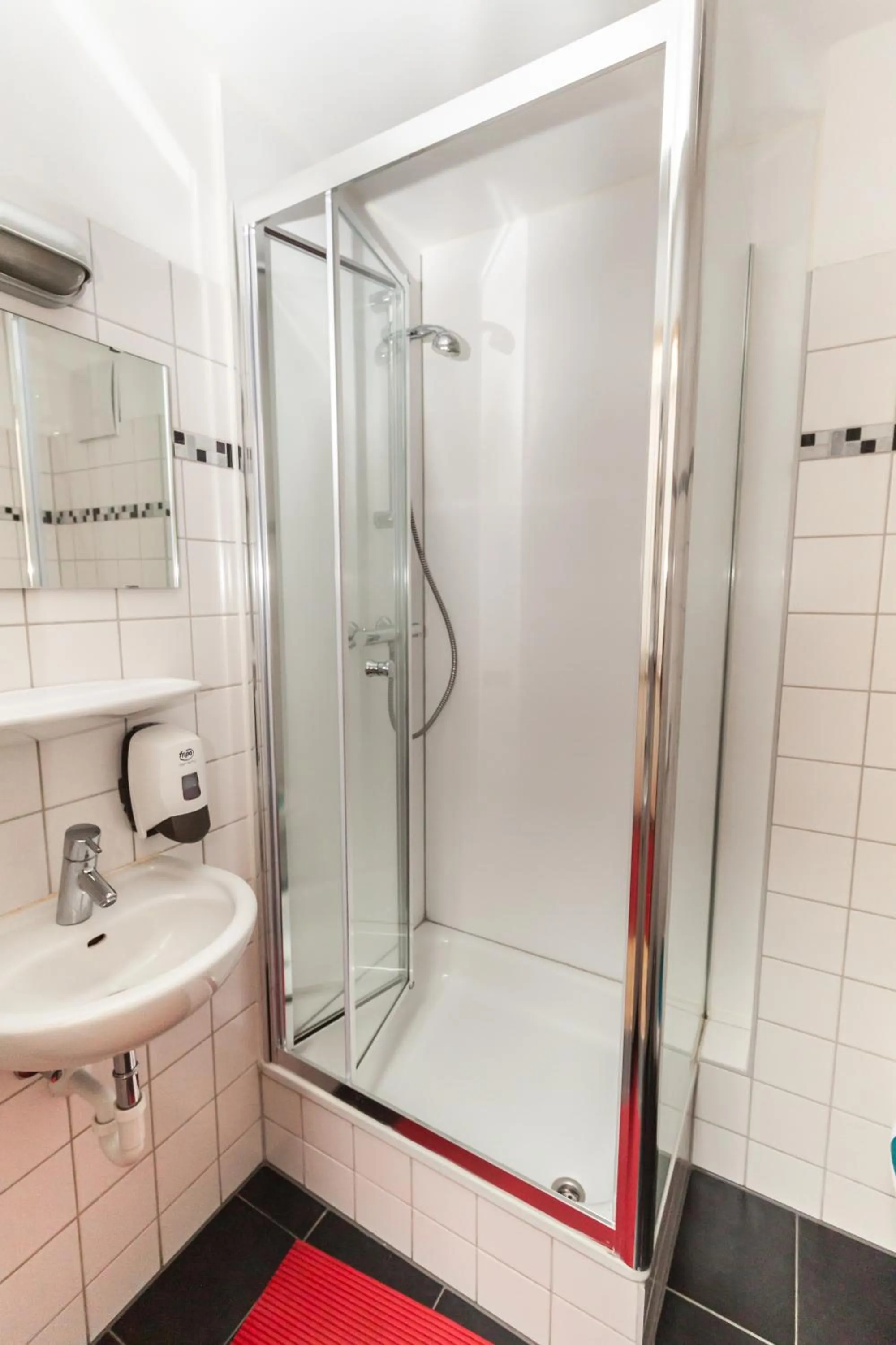 Shower in Hostel Alex 30