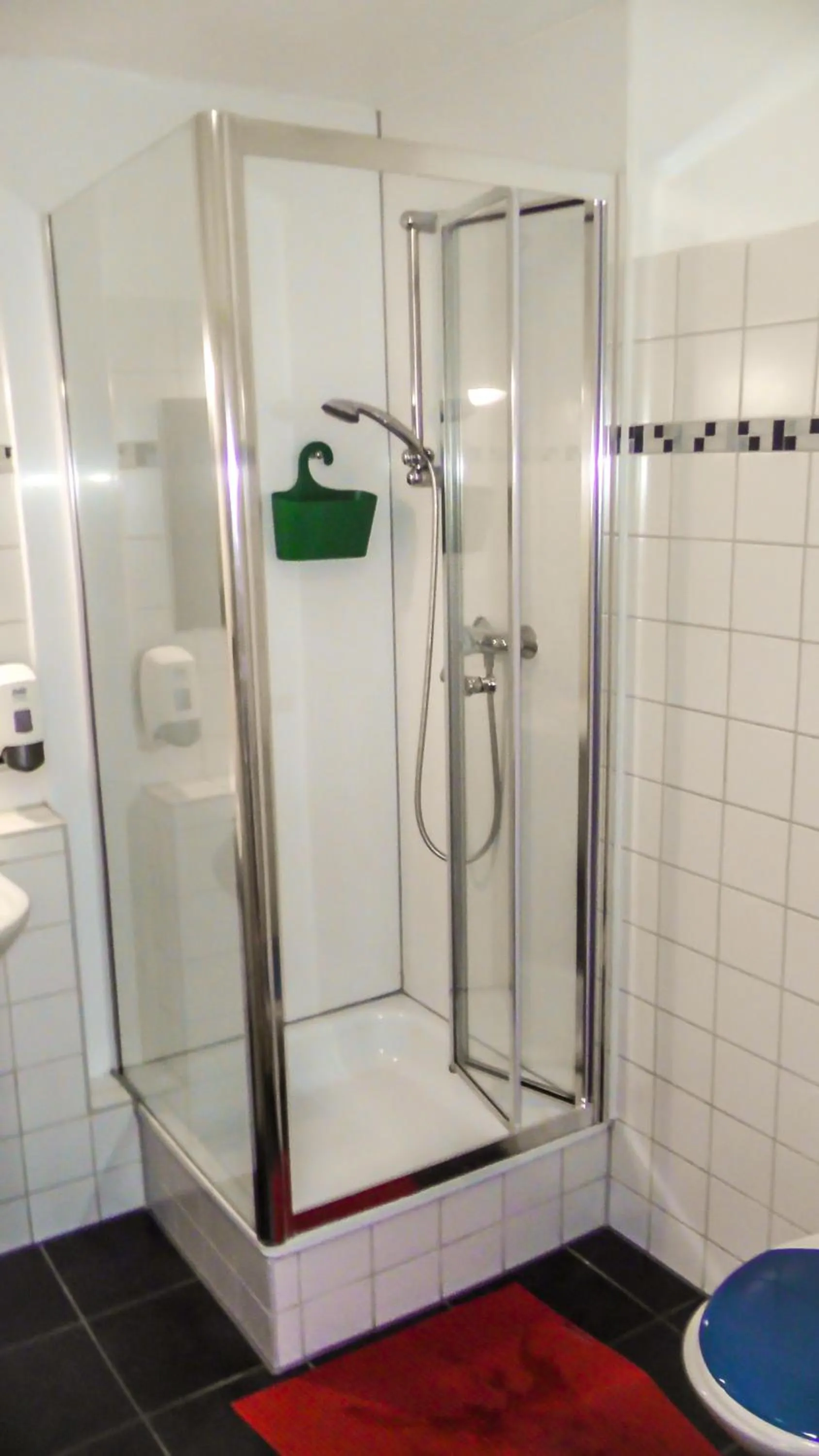 Shower in Hostel Alex 30