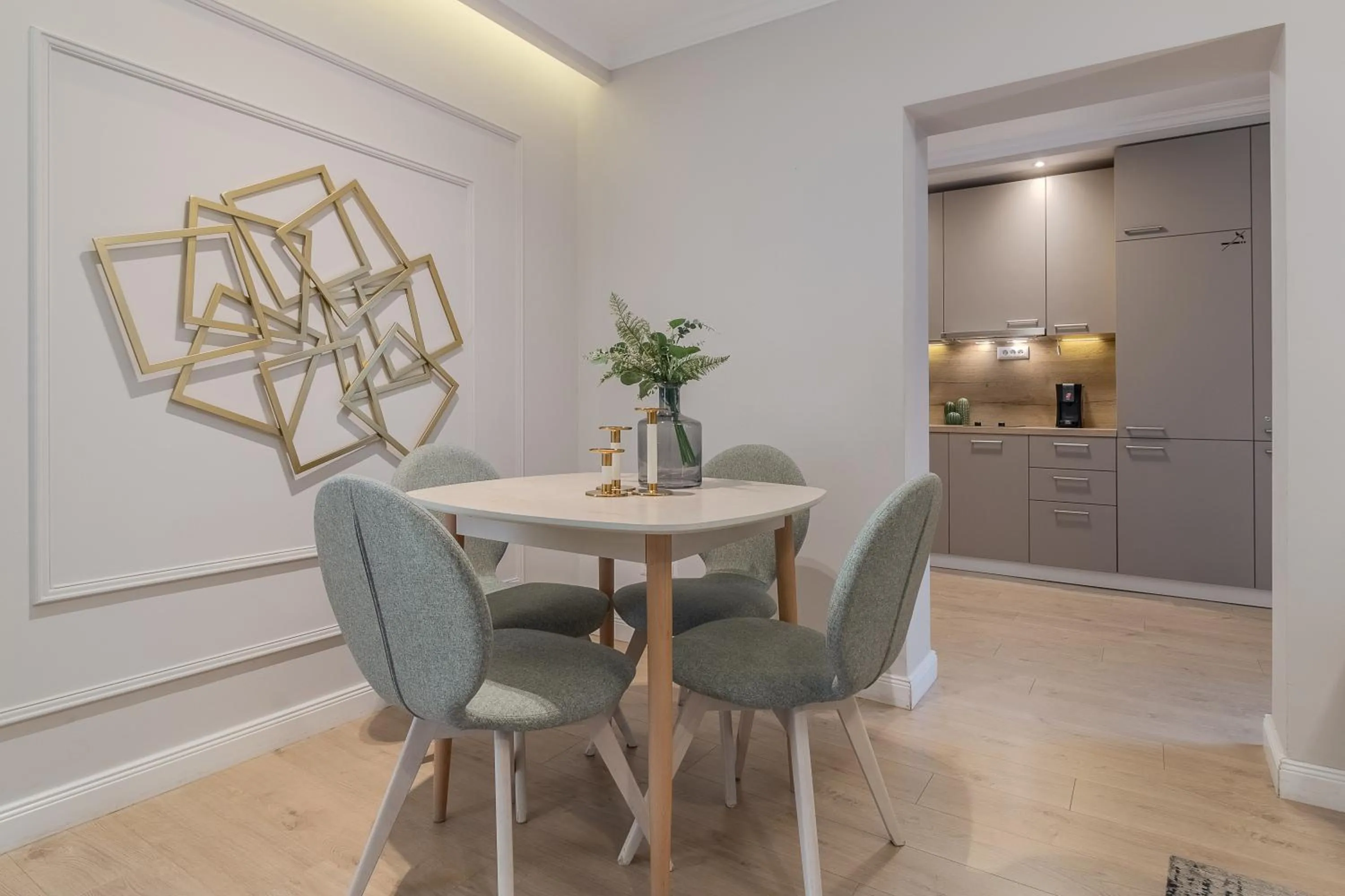 Coffee/tea facilities in Dozsa Residence