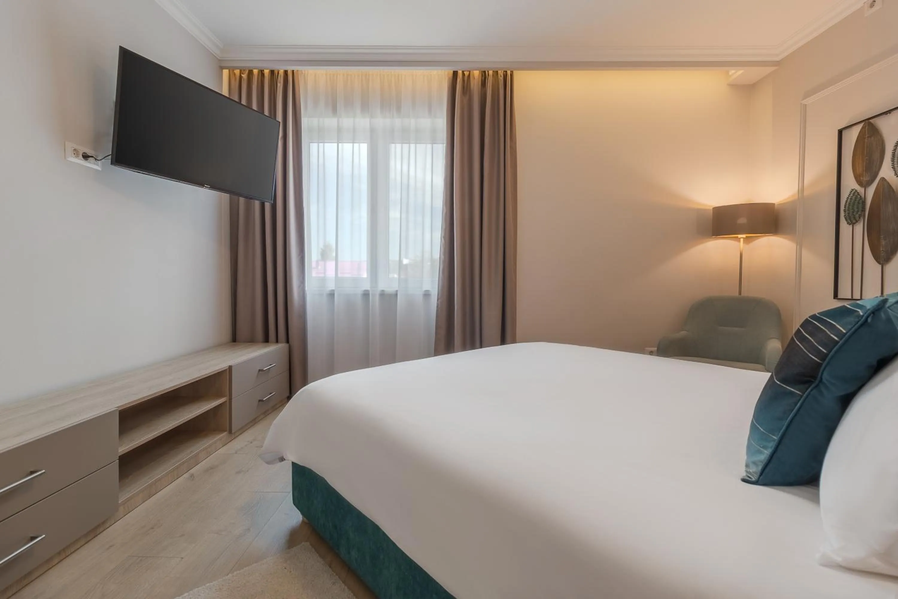 Bed in Dozsa Residence