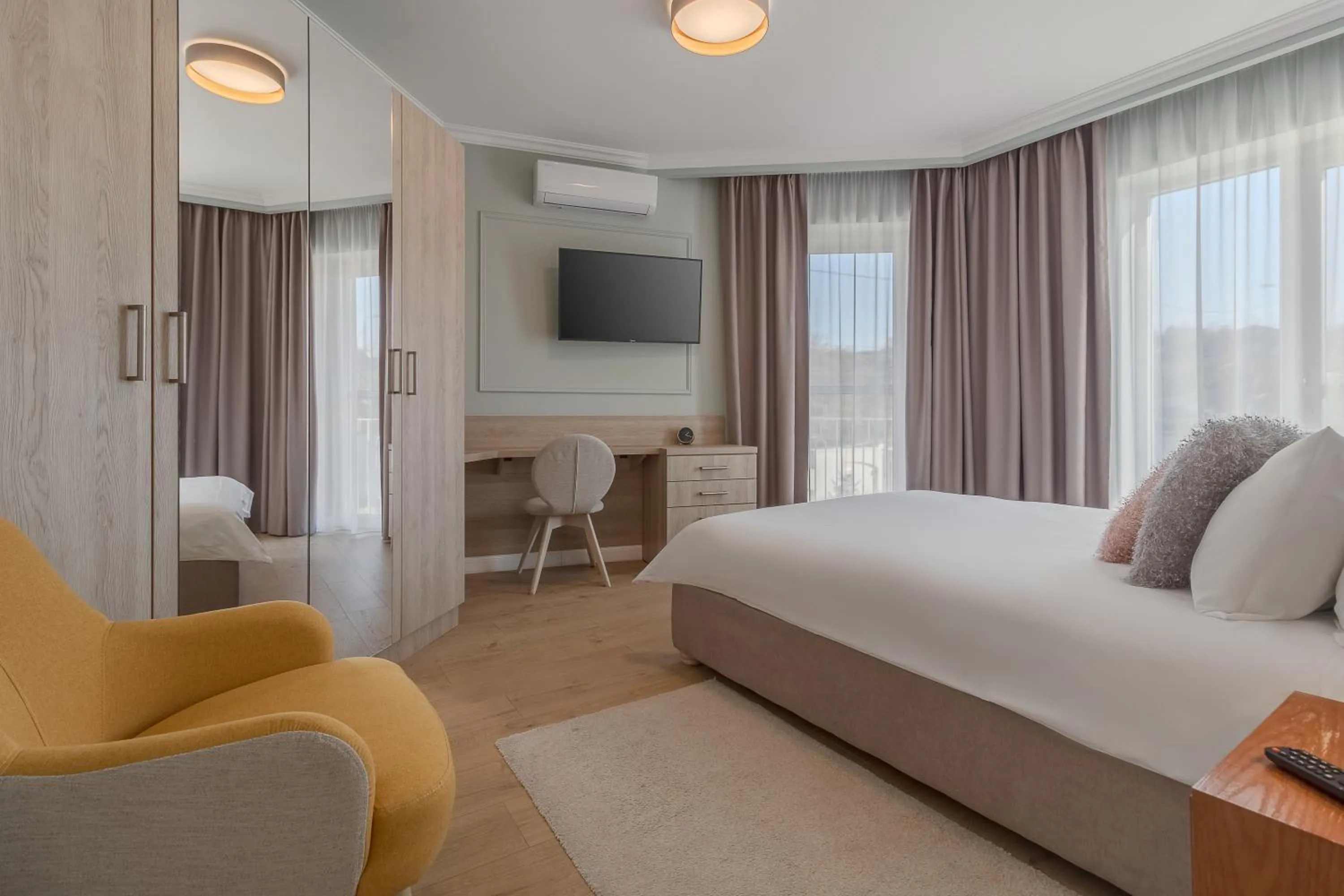 Bed in Dozsa Residence