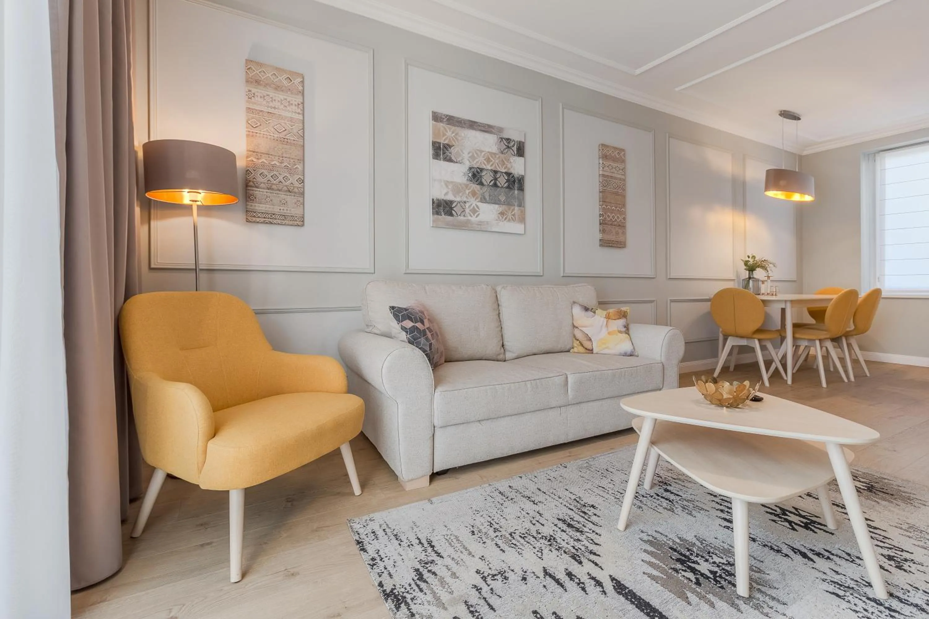 Living room in Dozsa Residence