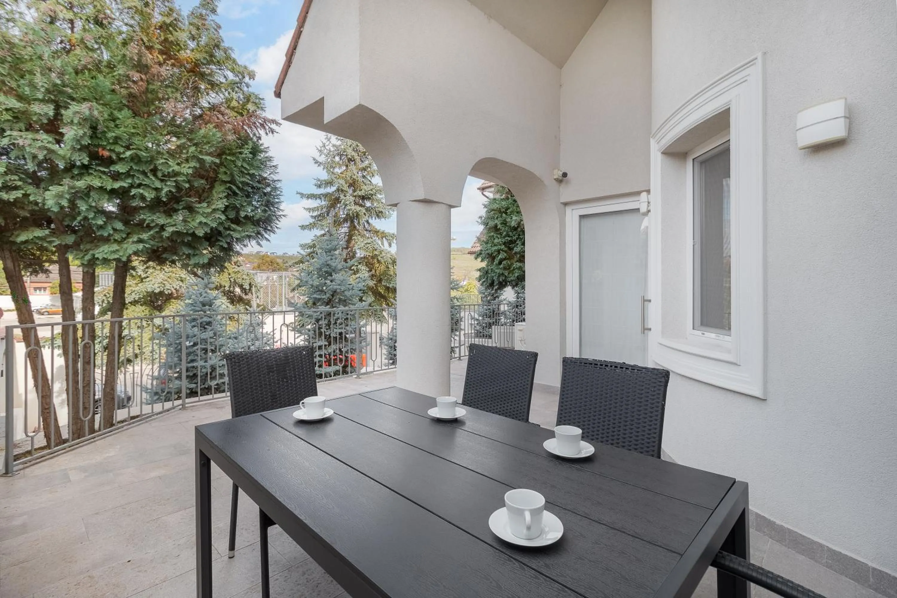 Property building in Dozsa Residence