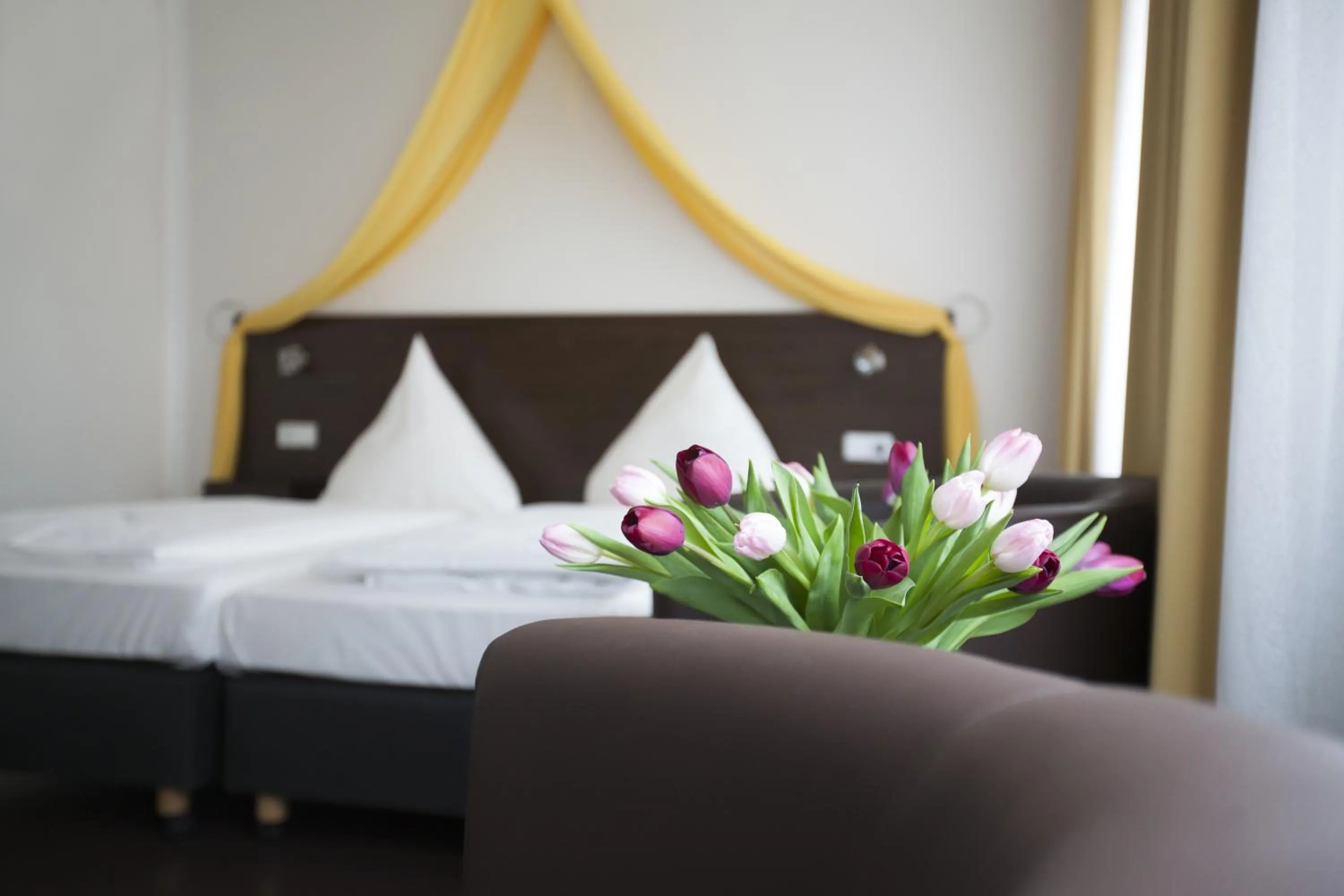 Photo of the whole room, Bed in Hotel Kiez Pension Berlin