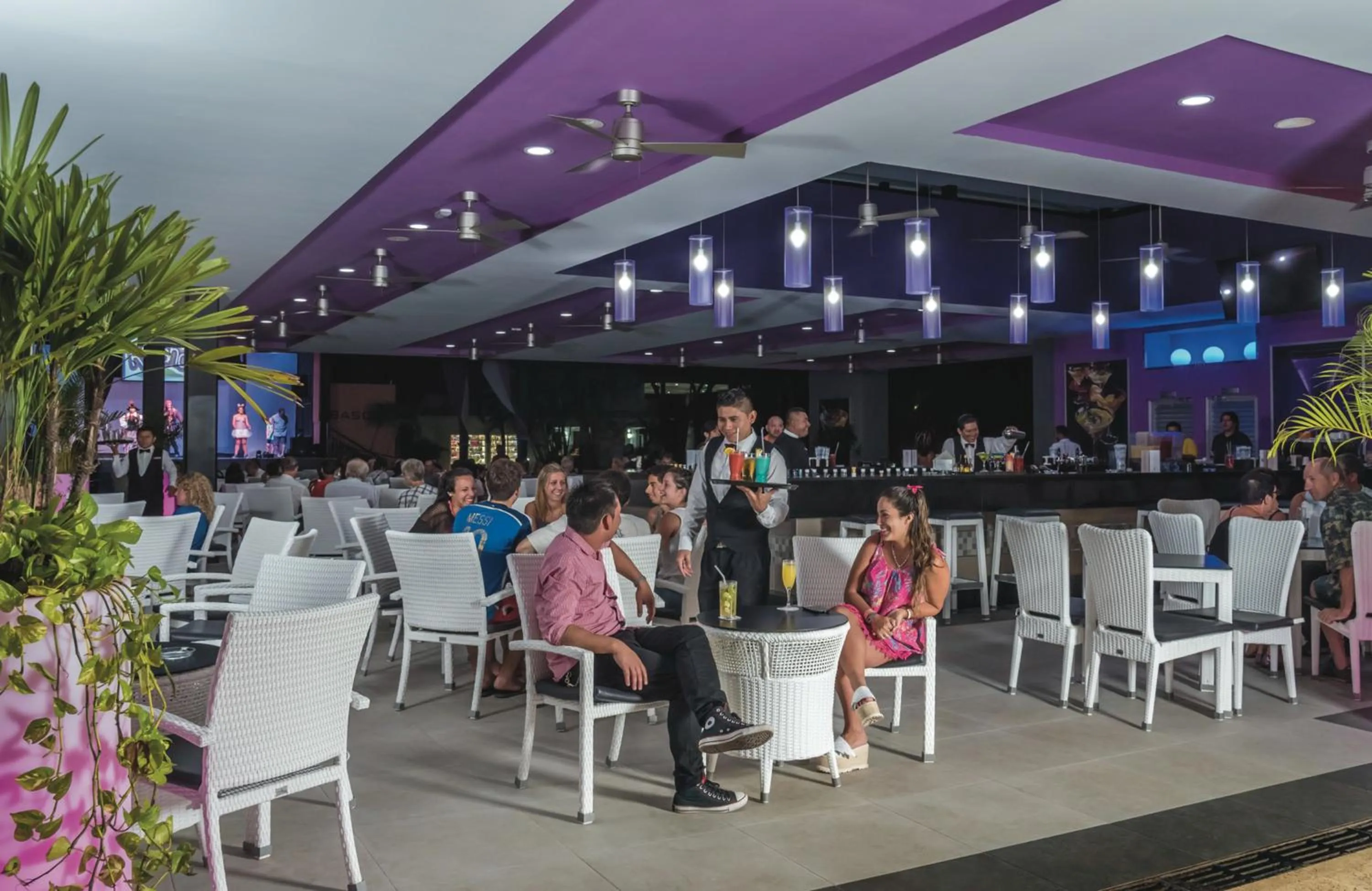 Lounge or bar in Riu Lupita - All Inclusive
