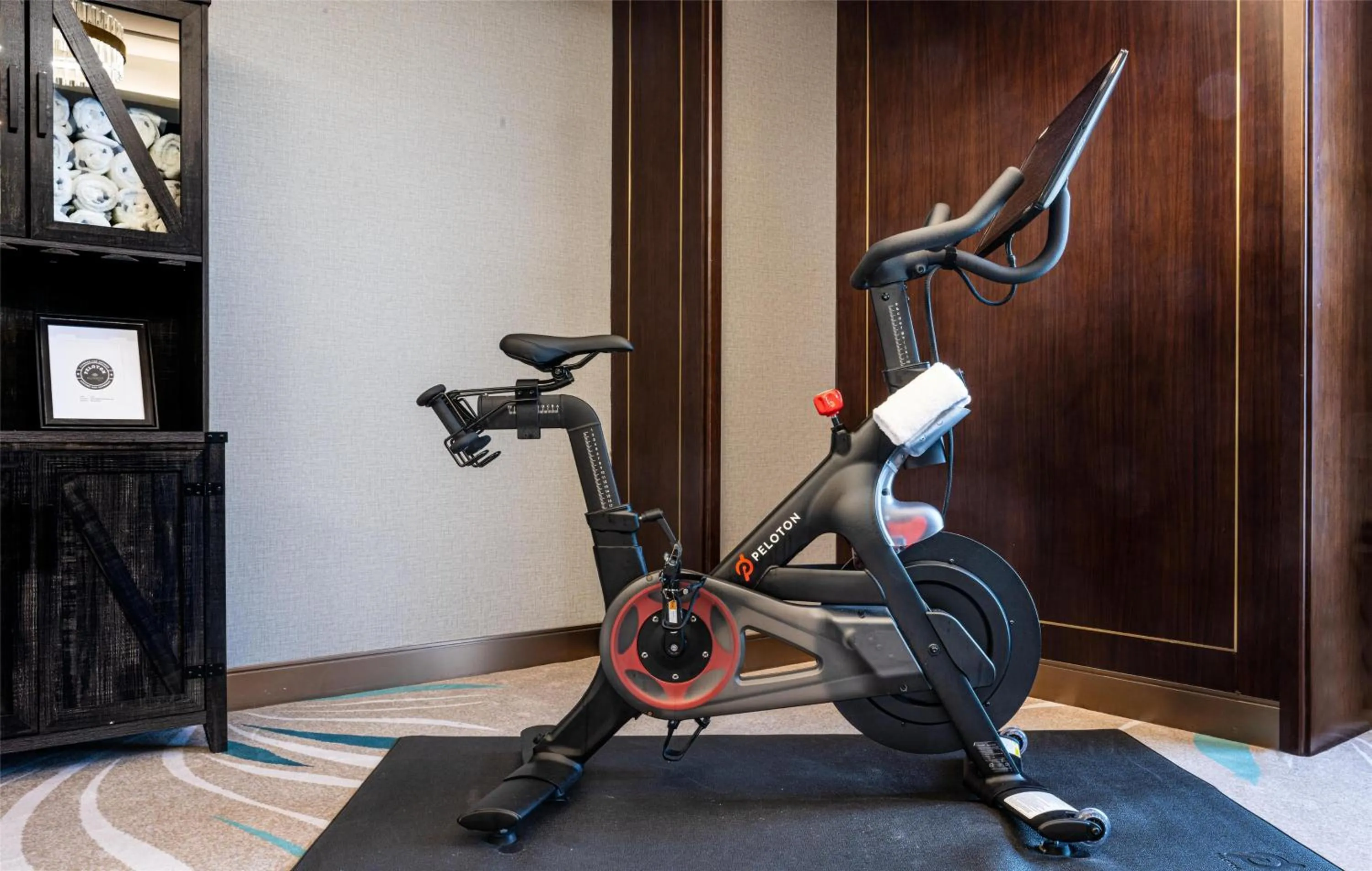 Fitness centre/facilities in Blossom Hotel Houston, Curio Collection by Hilton