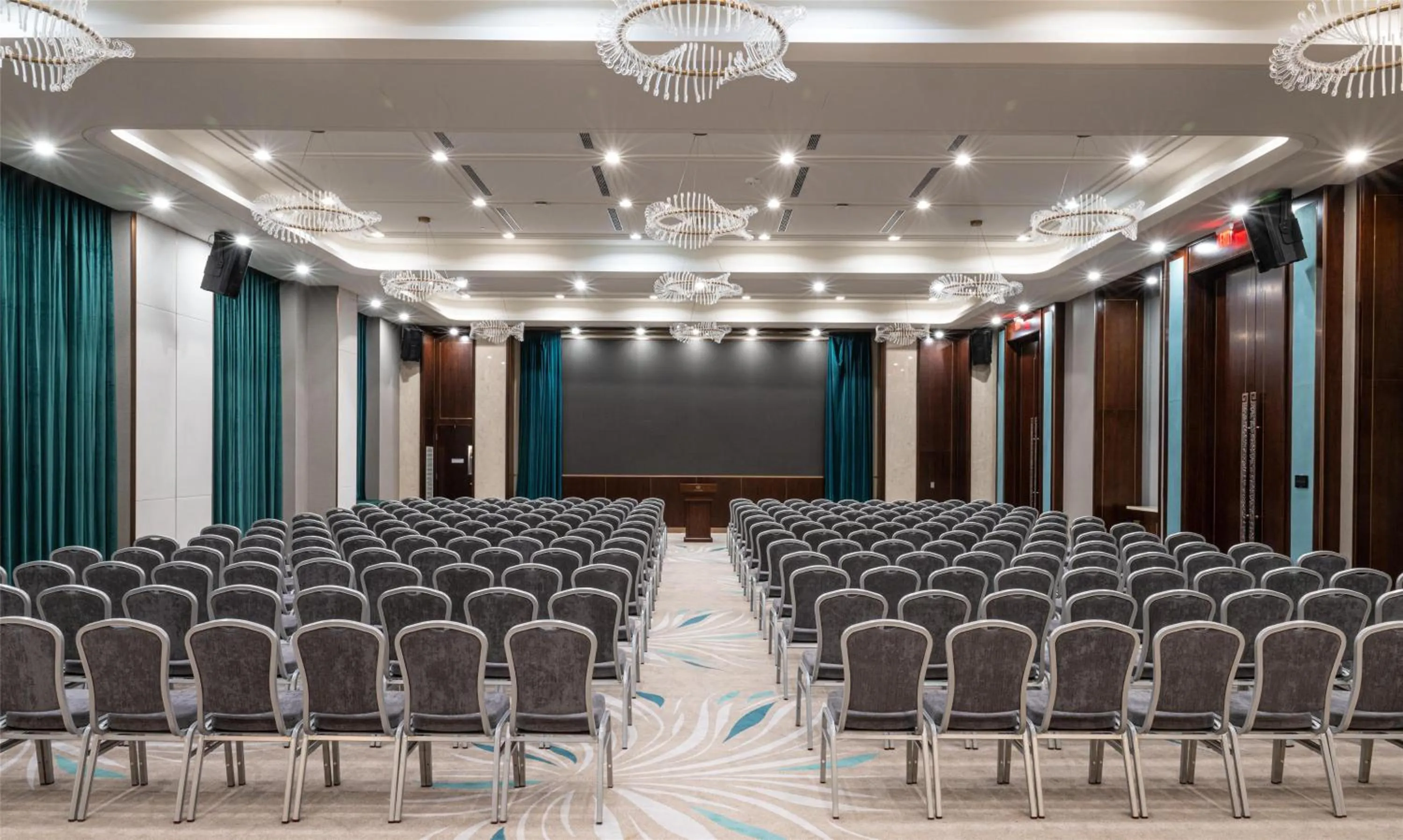 Meeting/conference room in Blossom Hotel Houston, Curio Collection by Hilton
